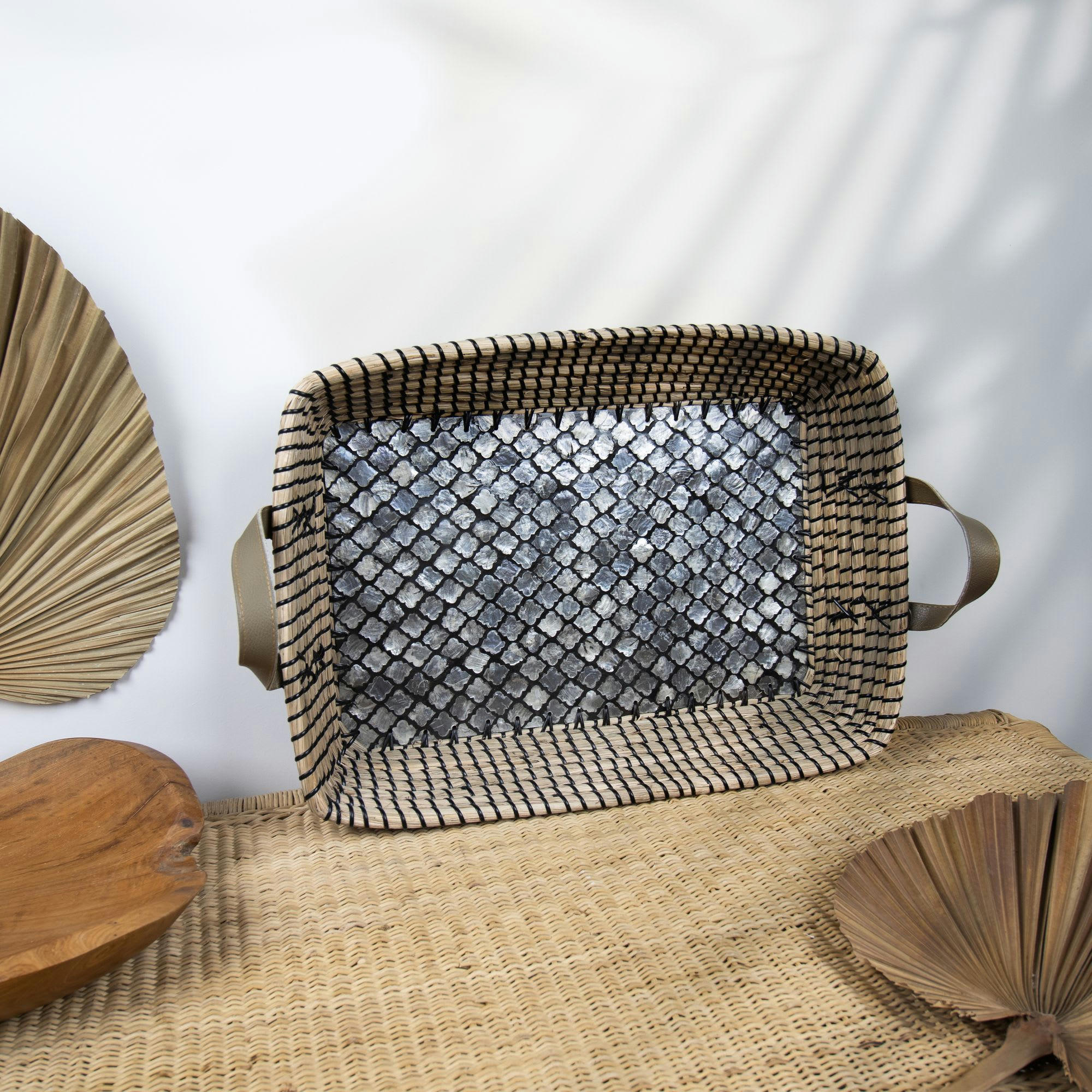 KOS - Grand plateau en jonc de mer et nacre