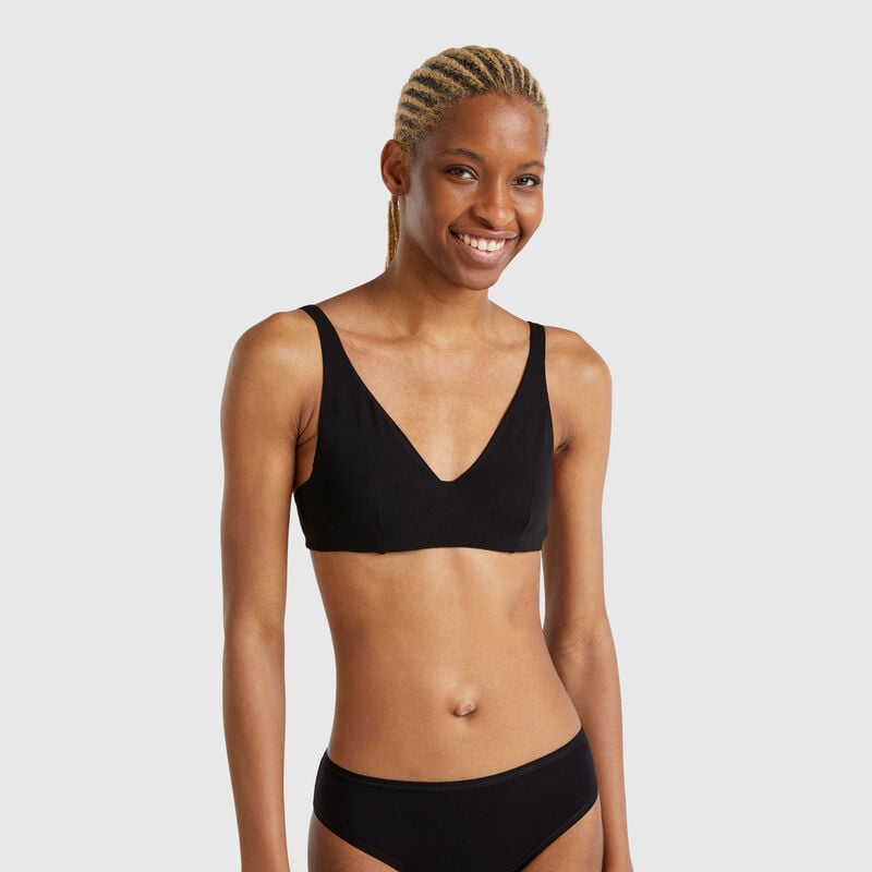 Top with underwire