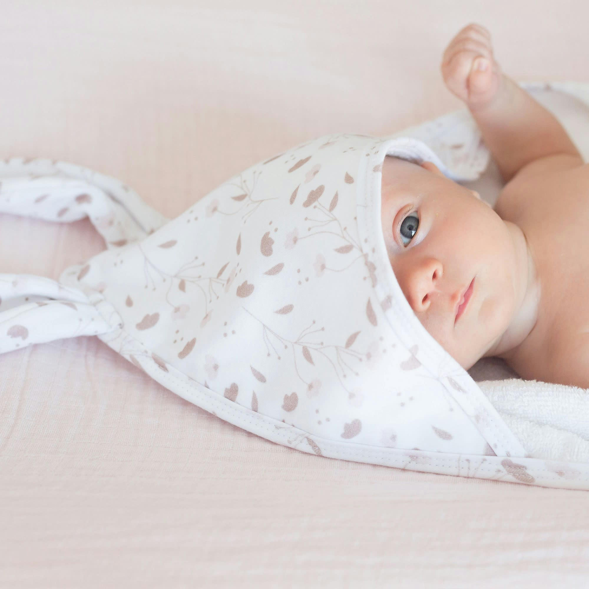 - Cape de bain bébé 70X70 cm Rose