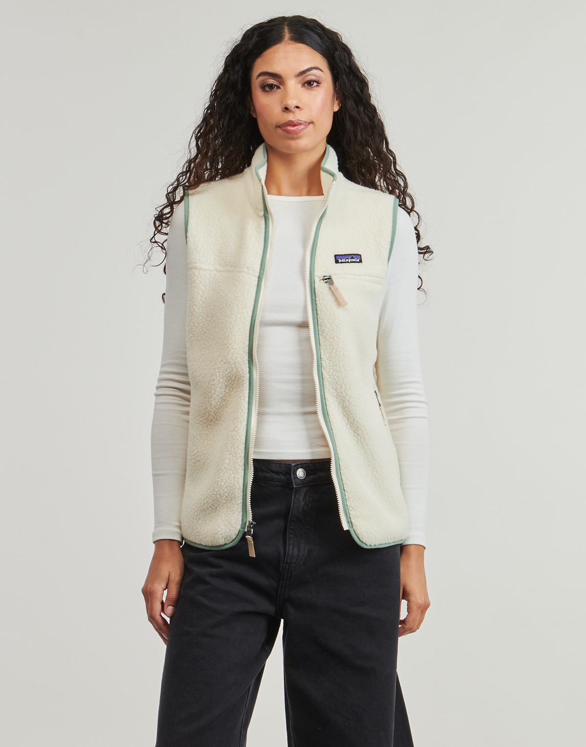 Patagonia - W'S RETRO PILE VEST - Beige