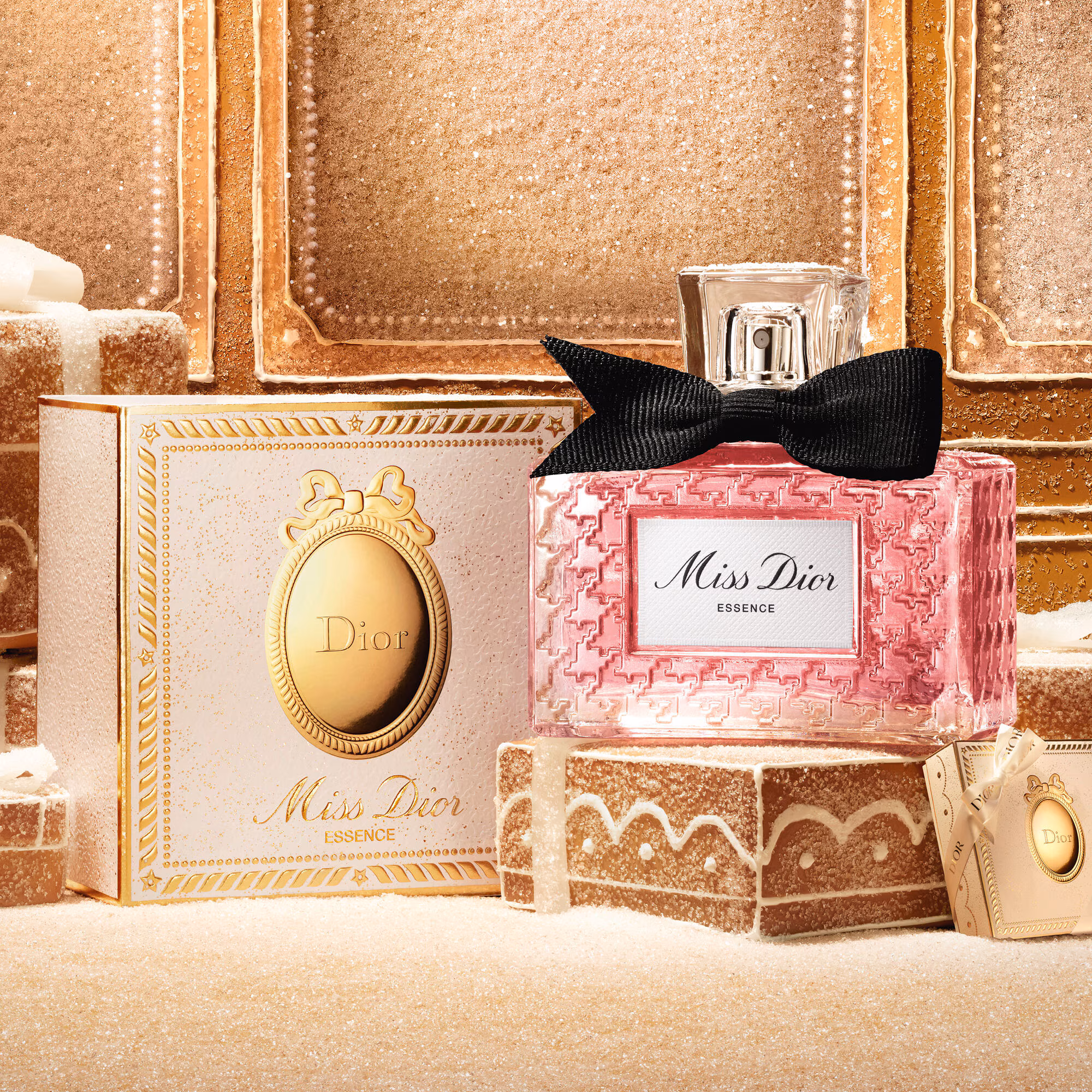 MISS DIOR ESSENCEEssence - édition limitée, notes florales confiturées et boisées