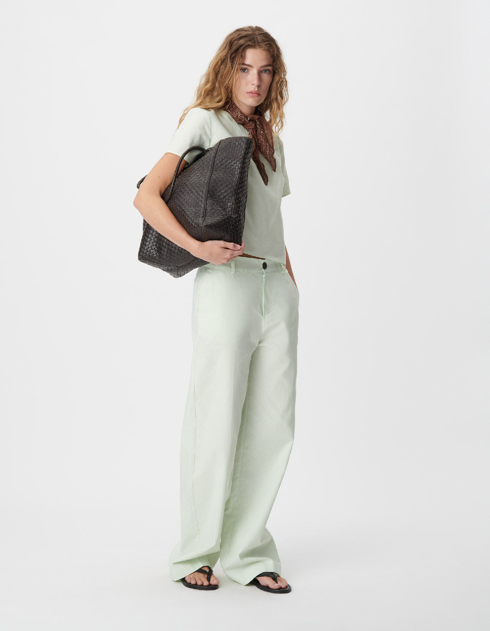 Top manches courtes vert coton lin ouverture dos Femme