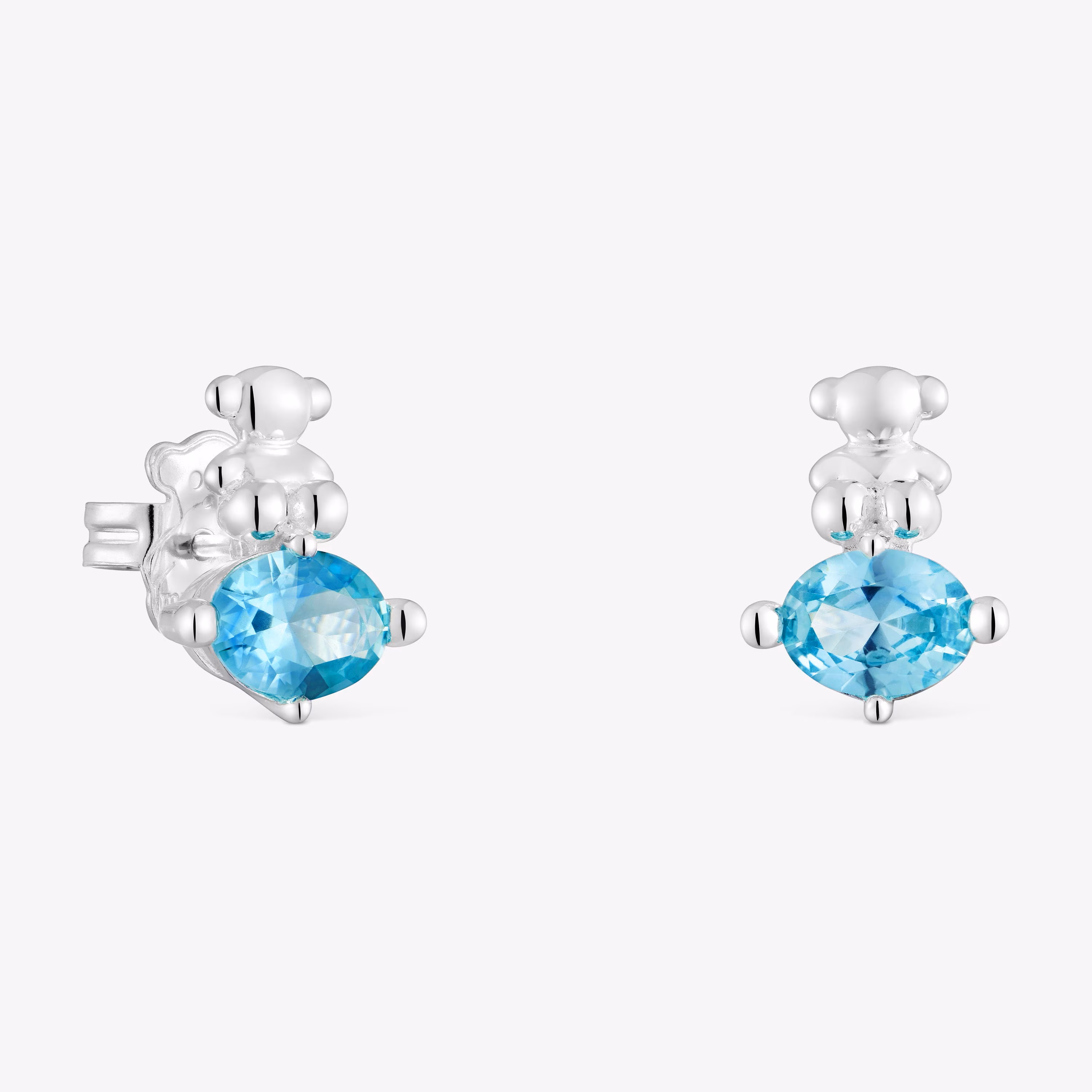 Pendientes motivo oso de plata y zafiro azul creado en laboratorio Bold Bear LGG