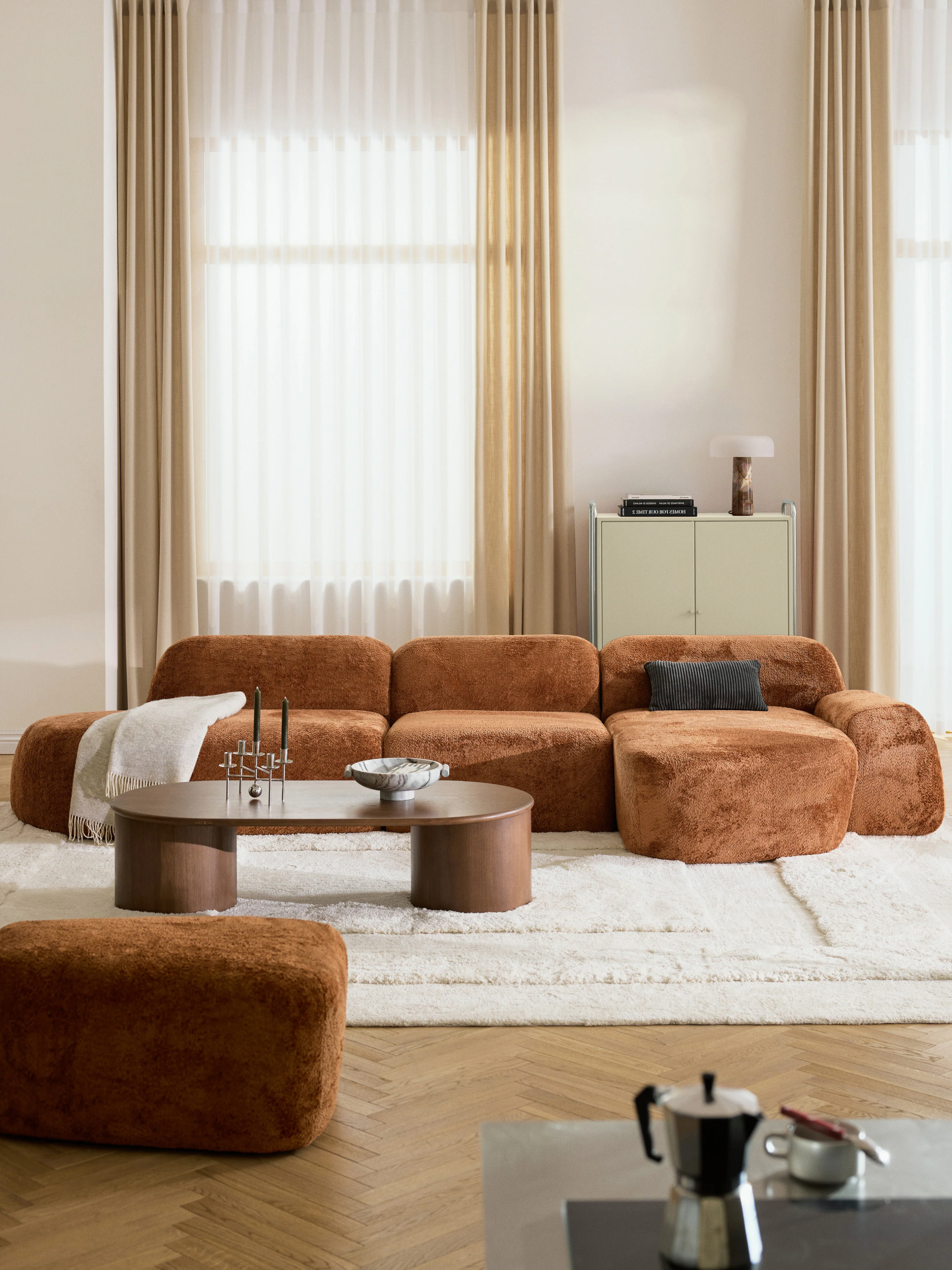 Modulares Ecksofa Wolke (4-Sitzer) aus Teddy-Bouclé mit Chaiselongue