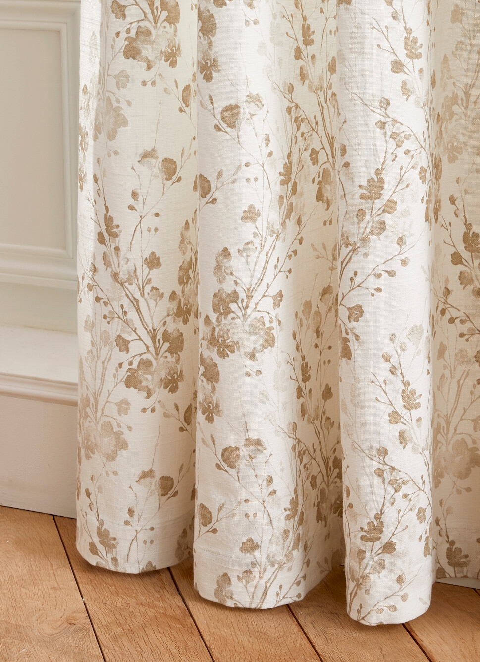 RIDEAU EN COTON MOTIF VÉGÉTAL ET FLORAL BLANC