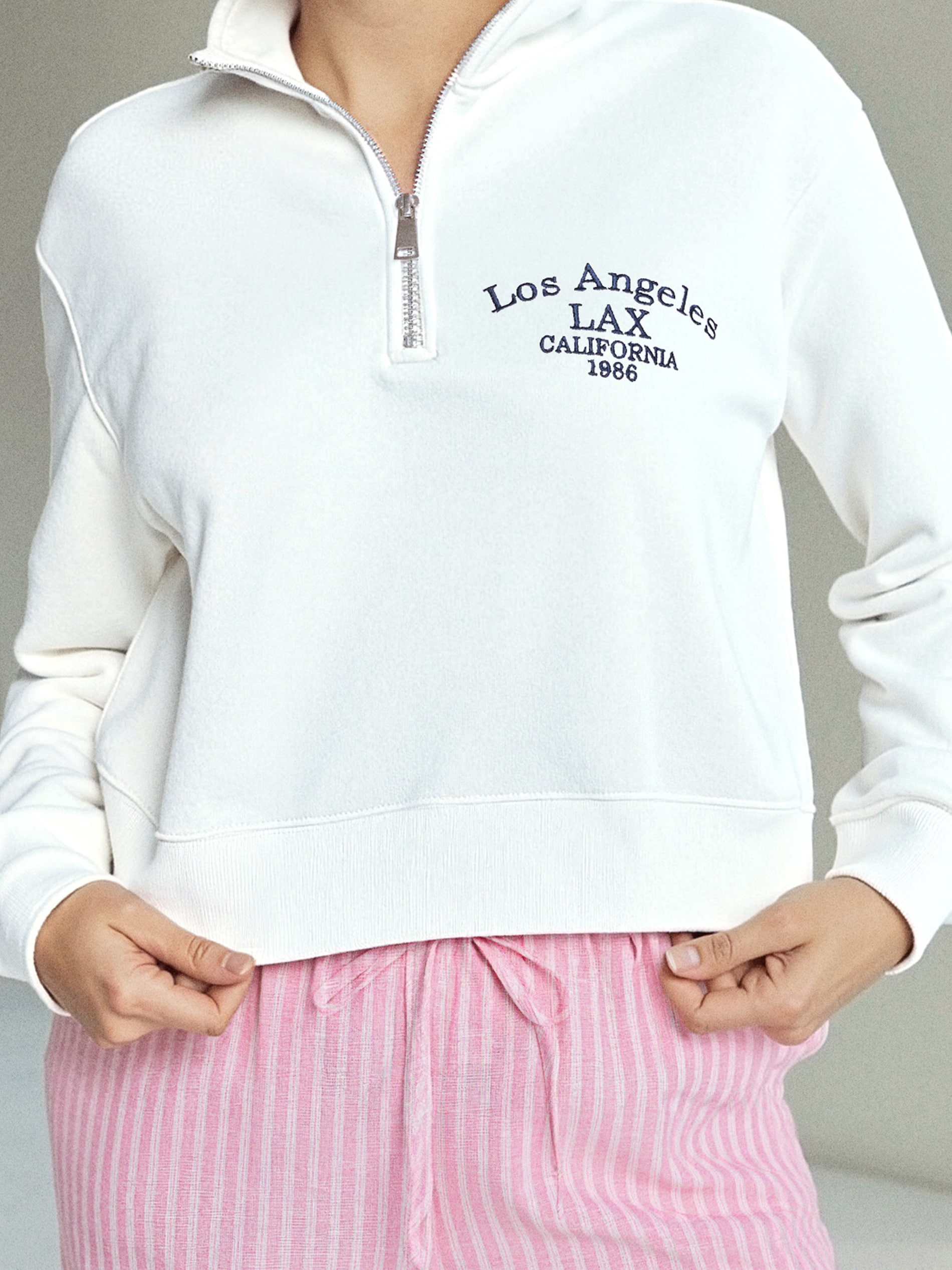 Bluza polo z haftowanym napisem