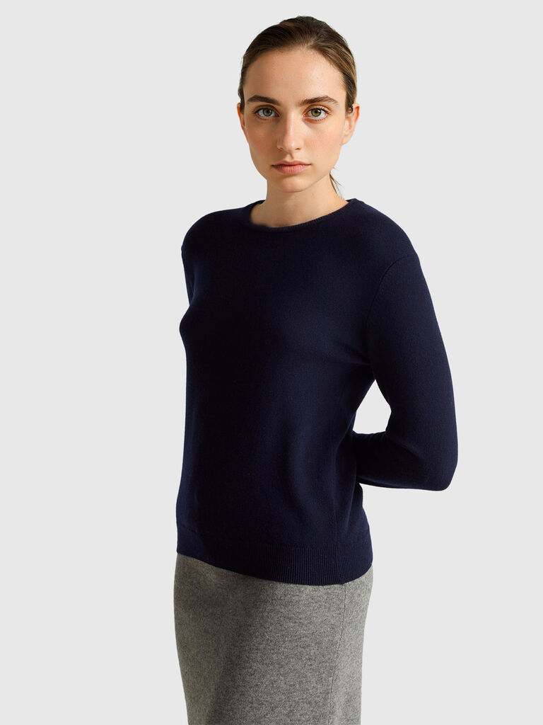 Dark blue crew neck sweater in pure Merino wool