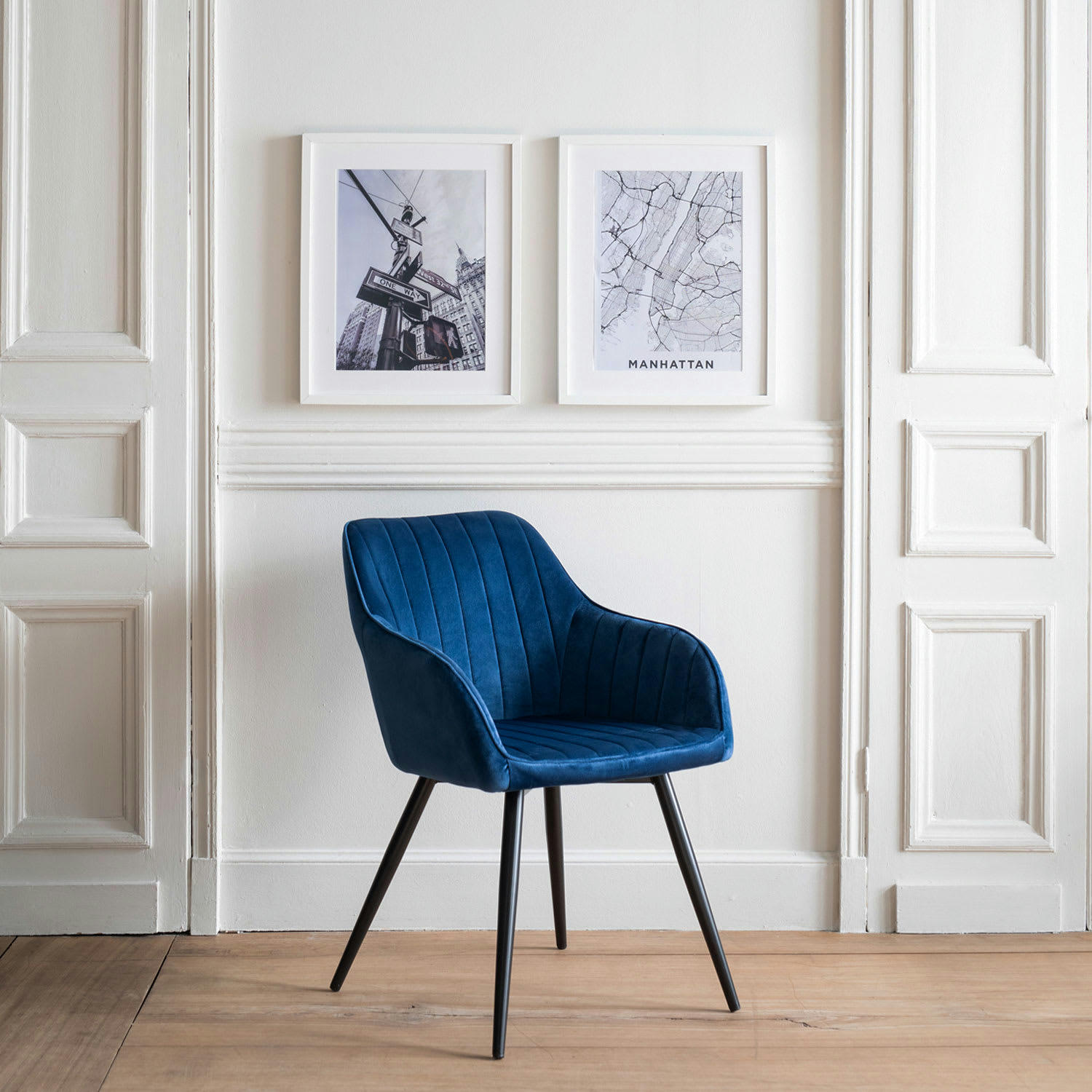 BERTILLE - Chaise style vintage en velours bleue