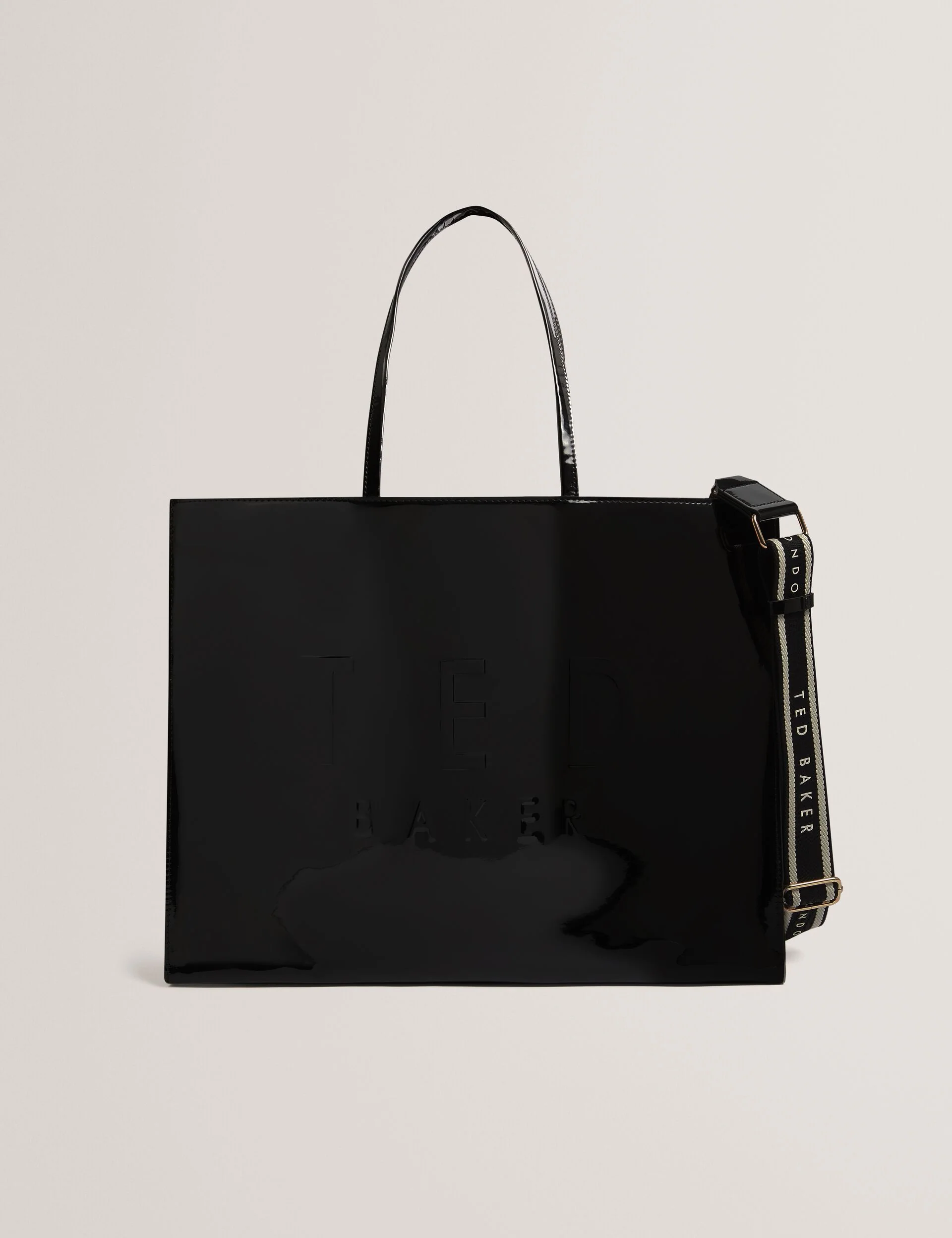 ICONNA | BLACK