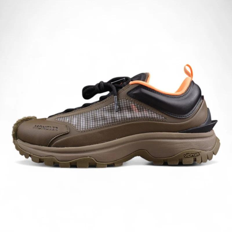 Moncler Trailgrip Lite 2 Low in Olive/Orange