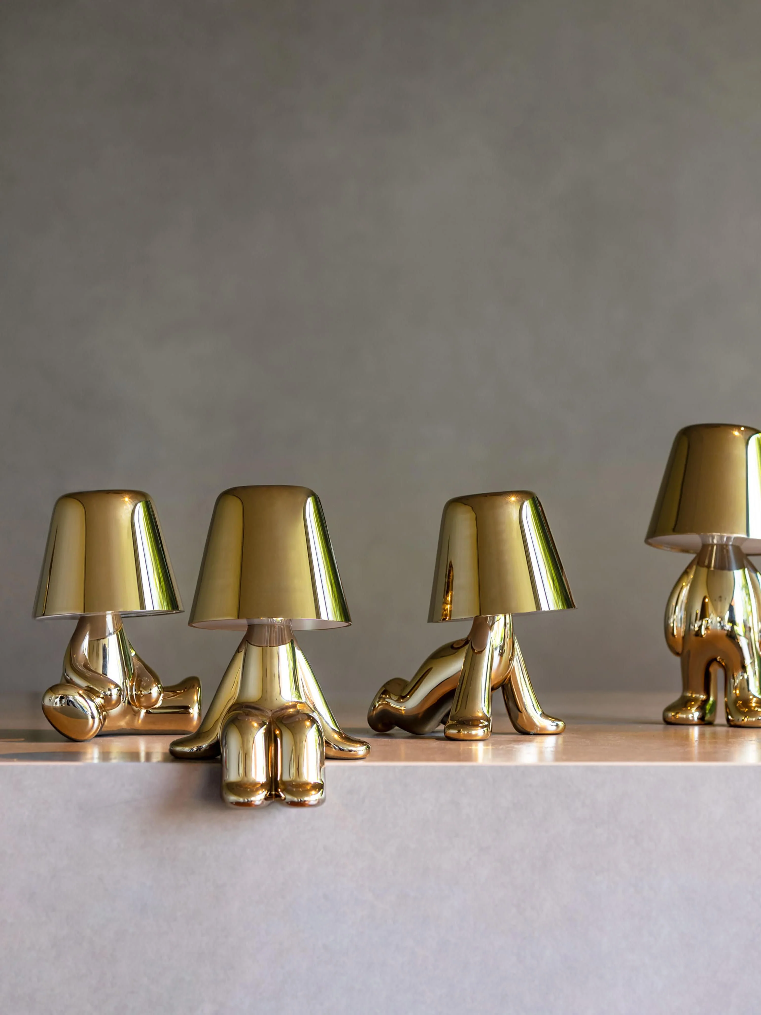 Mobile kleine LED-Tischlampe Golden Brothers Ron, dimmbar