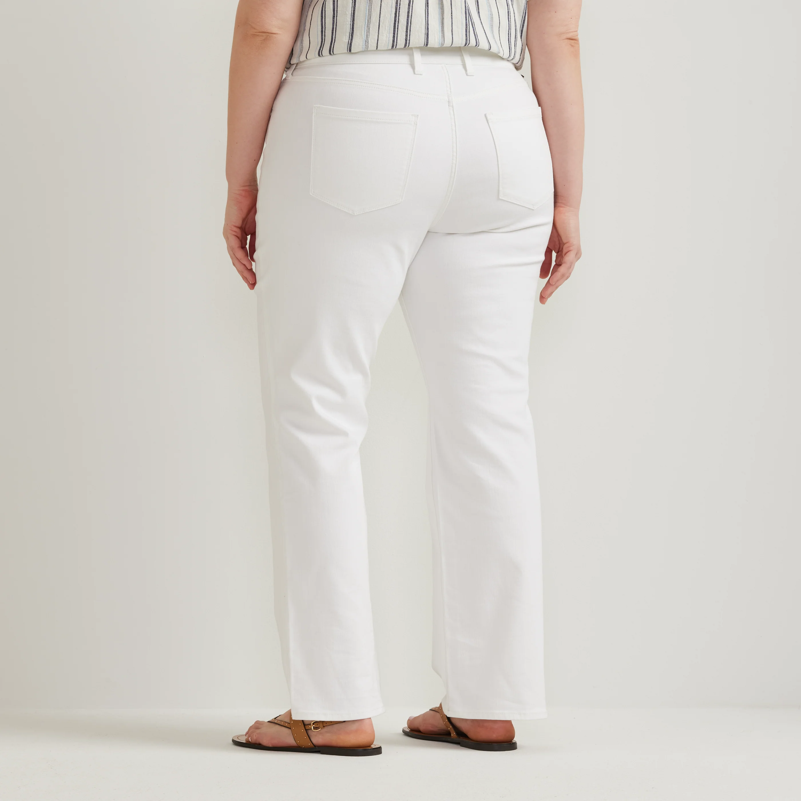 Women's Venture Stretch High-Rise Straight Leg Jeans