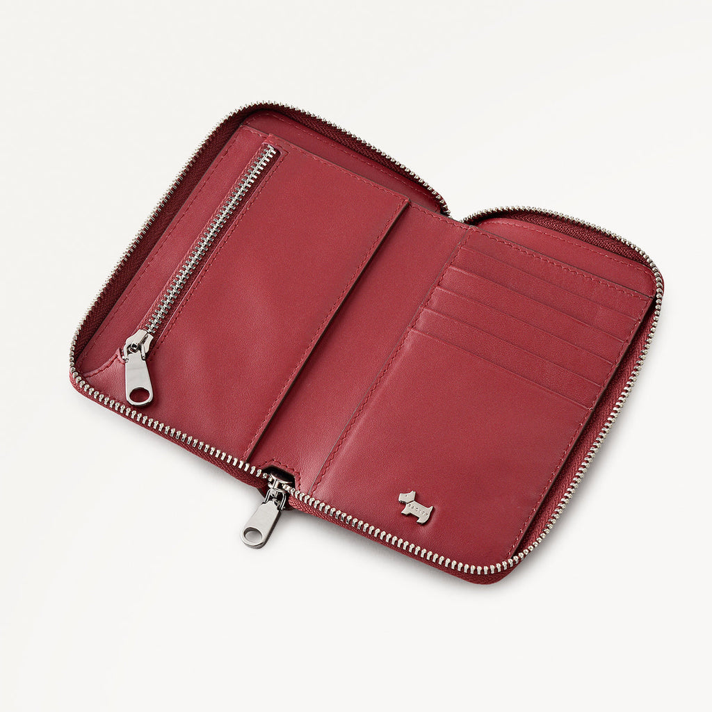 Pockets - Medium Zip Around Purse