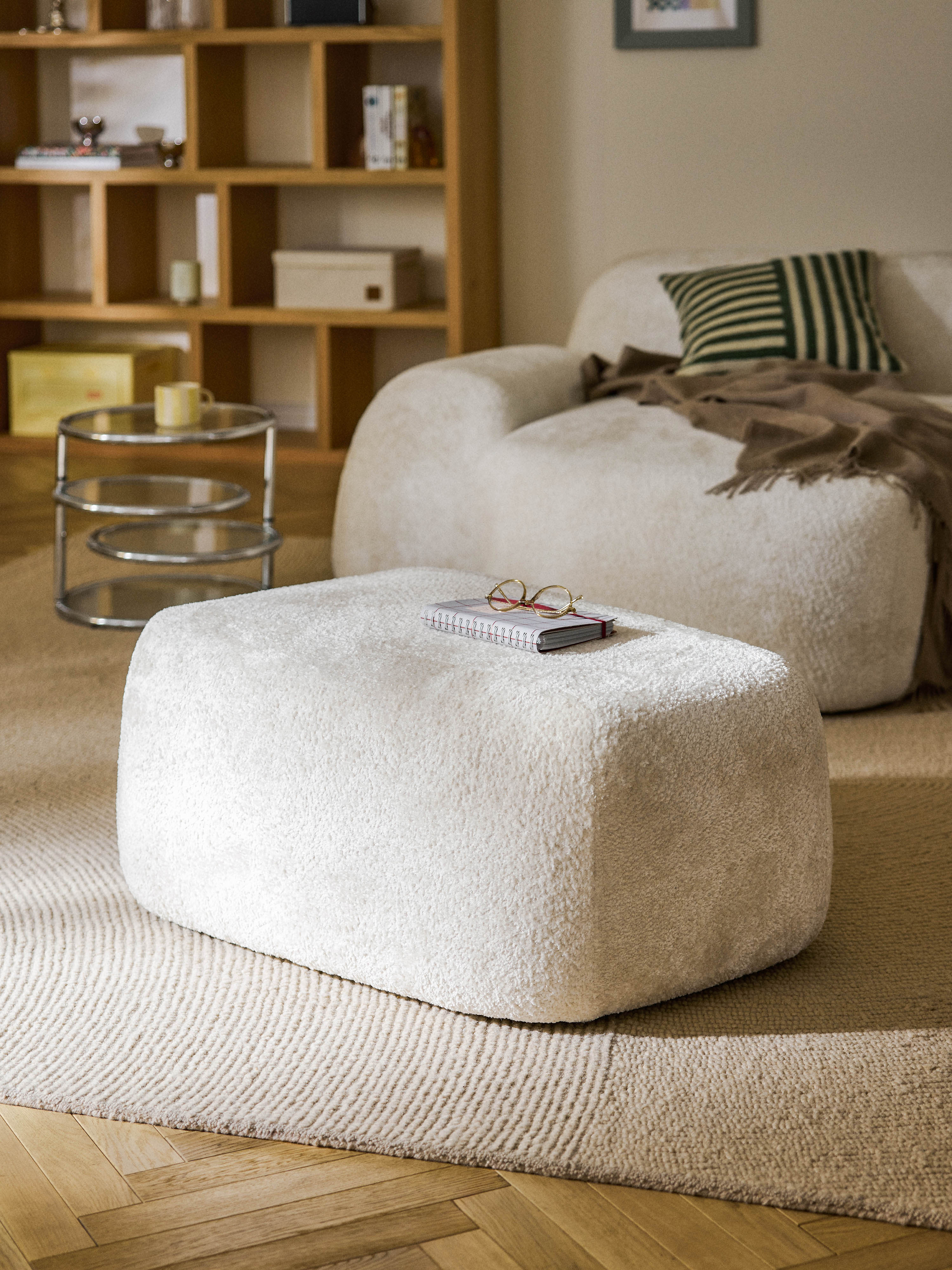 Großer Sofa-Hocker Wolke aus Teddy-Bouclé