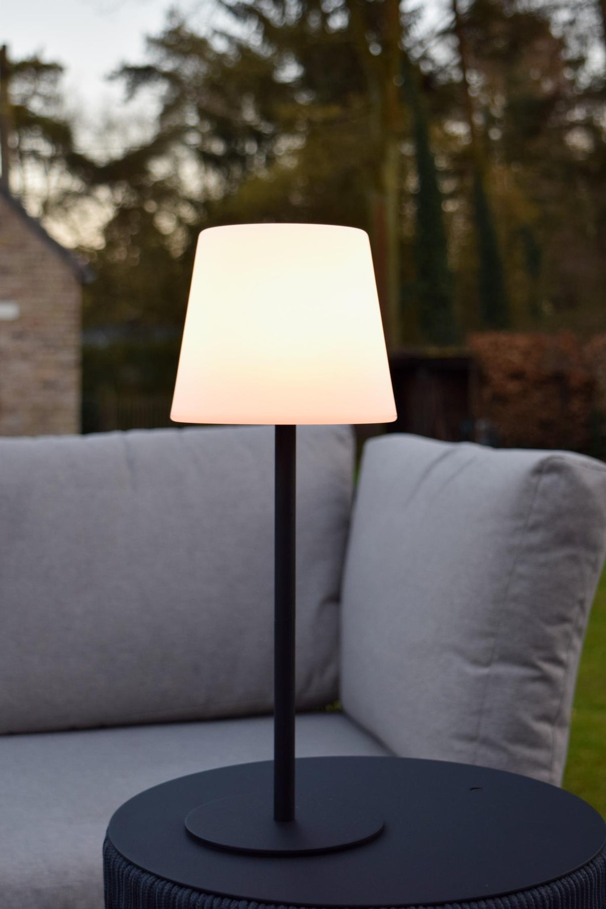 Lucide tafellamp TYON - Geïntegreerde LED - Zwart