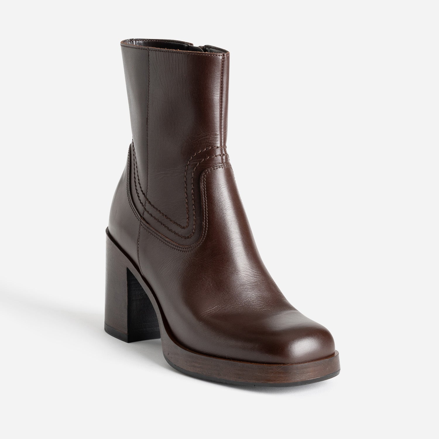 Boots à talon marron en cuir
