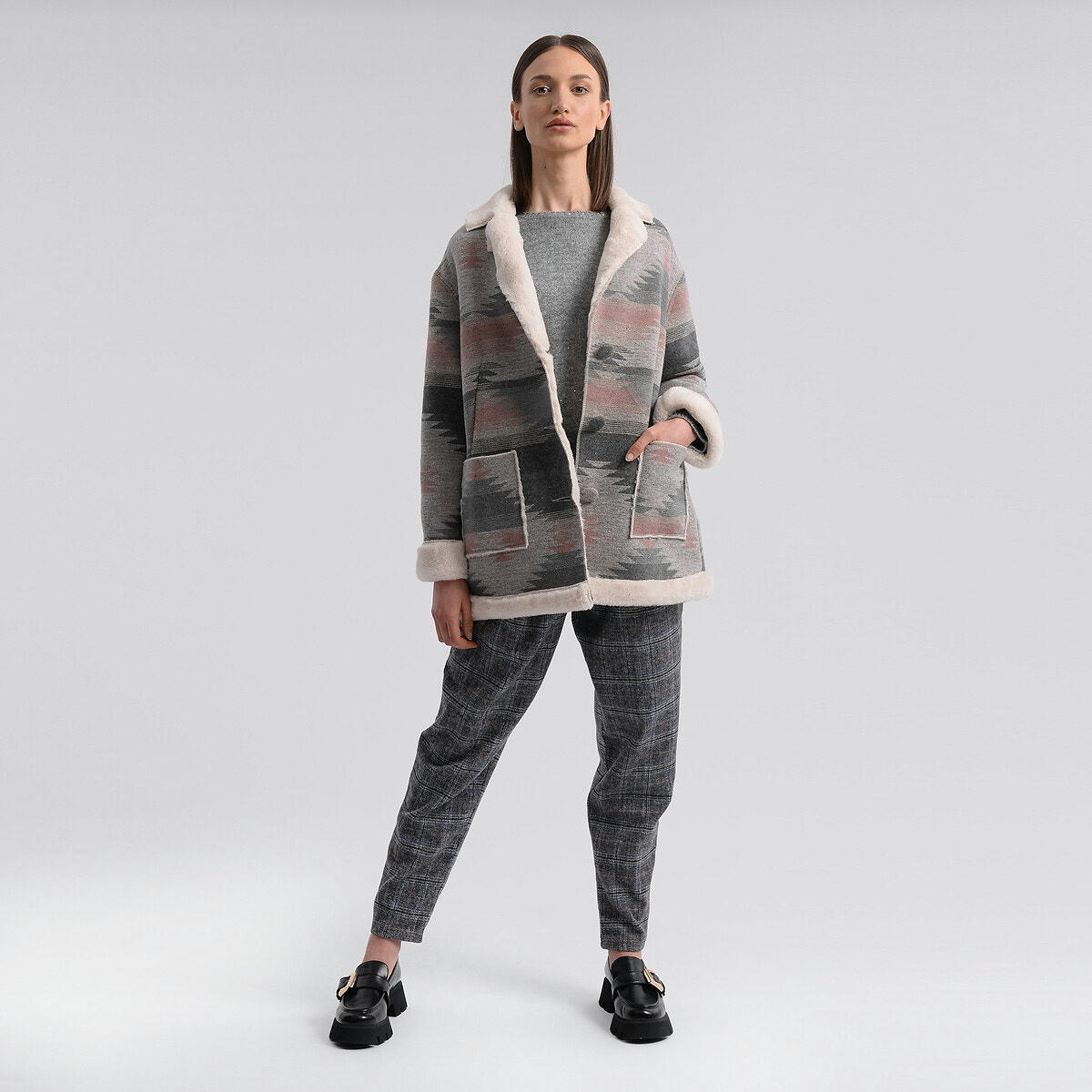 Manteau mi-long boutonné sherpa