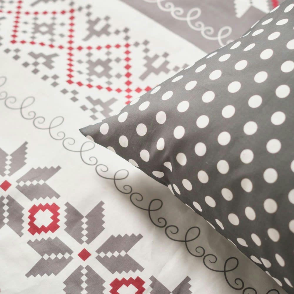 - Parure de couette 100% coton flanelle imprimée 260x240 2 taies