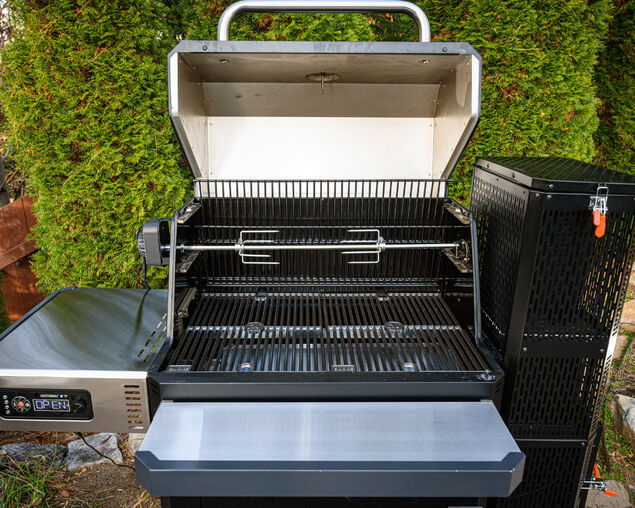 Masterbuilt Gravity Fed Rotisserie