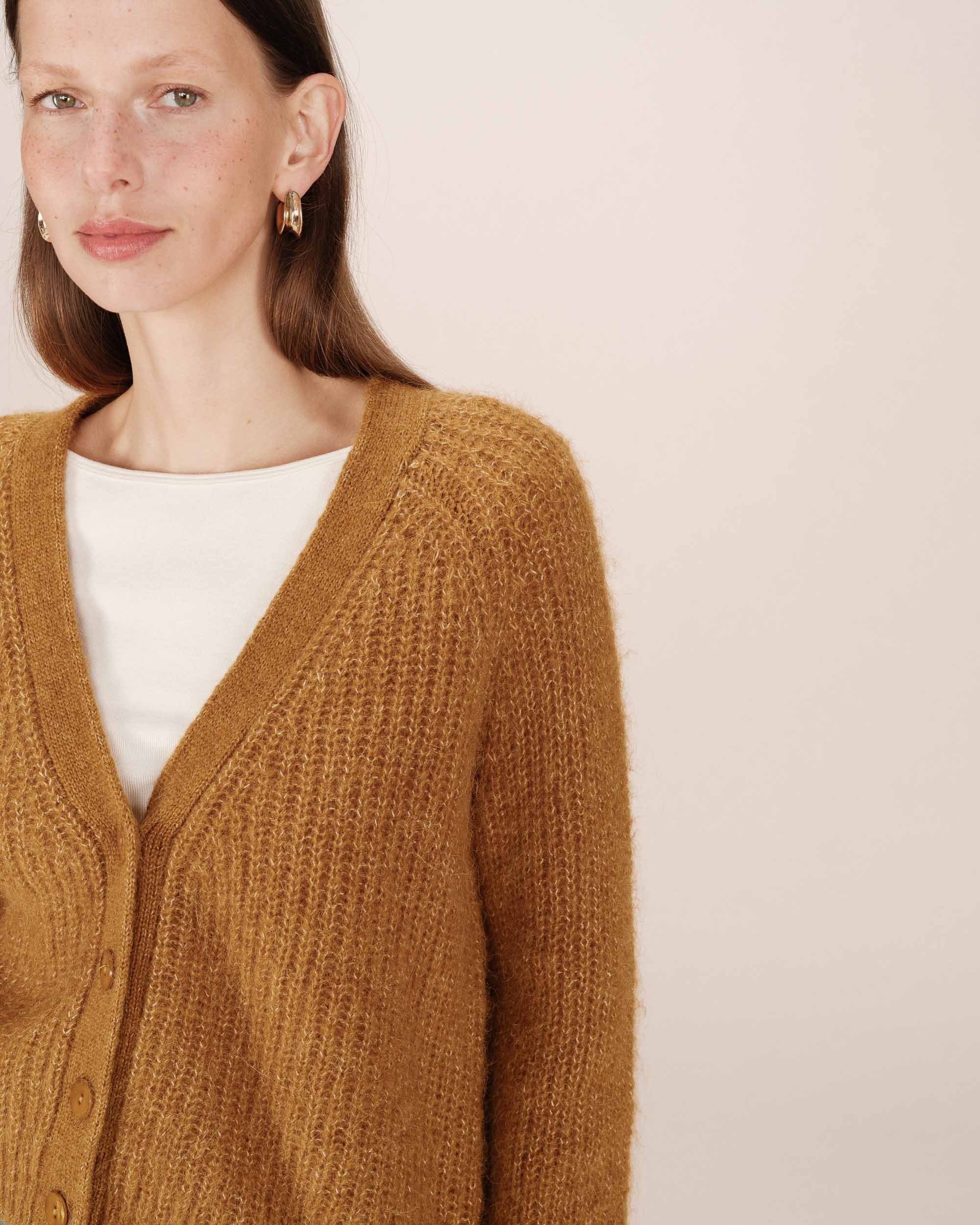 Cardigan laine et alpaga ocre Saluda