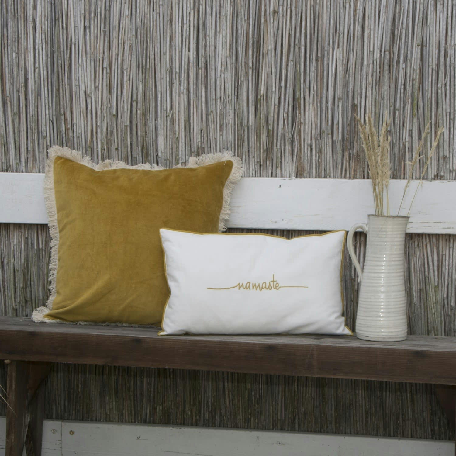 NAMASTE - Housse de coussin coton  50x30 jaune zeste