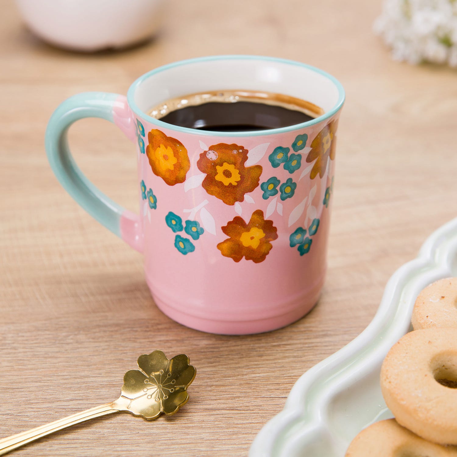 Tazza mug fiori 310 ml in porcellana azzurra e rosa