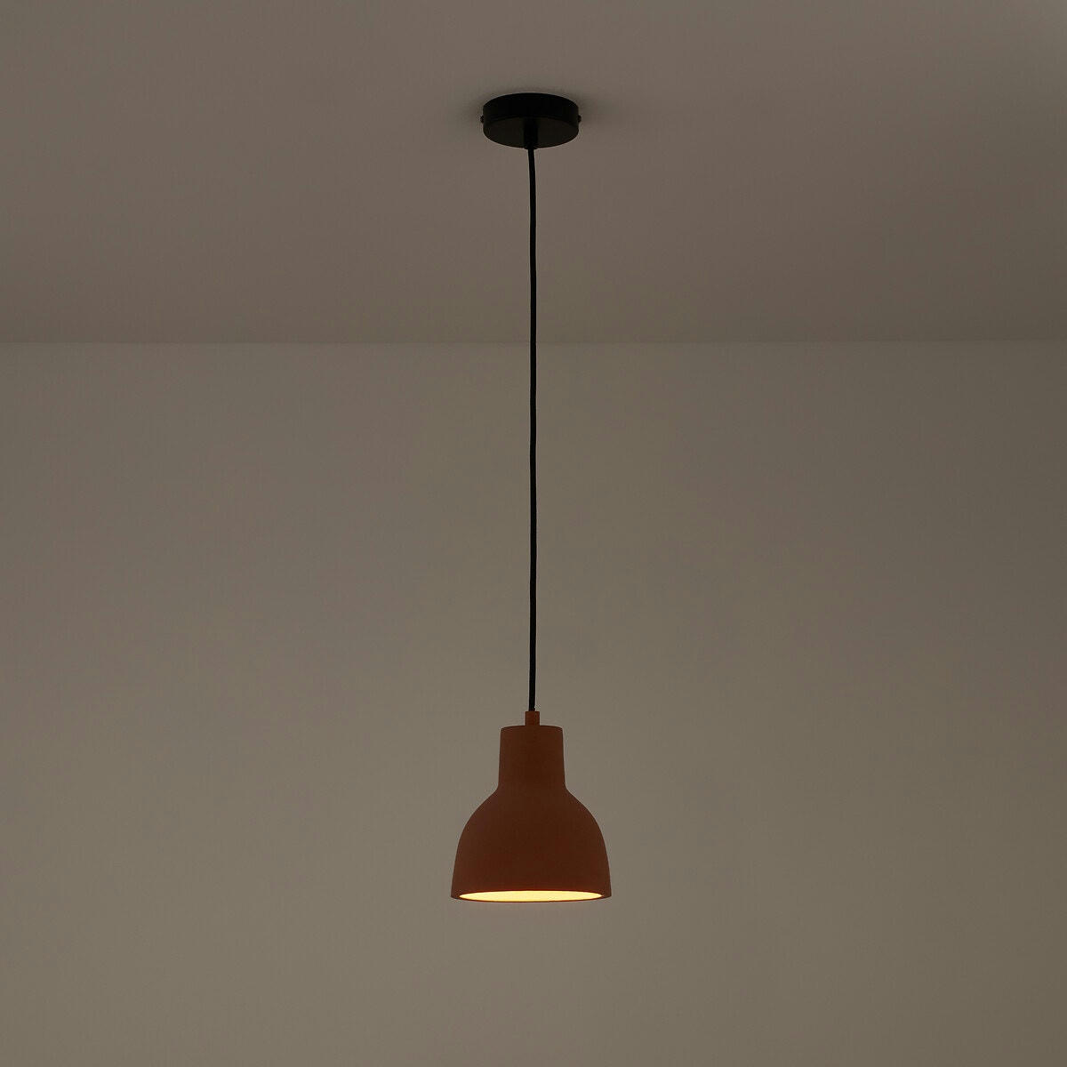 Suspension en béton terracotta Ø16 cm, Arida