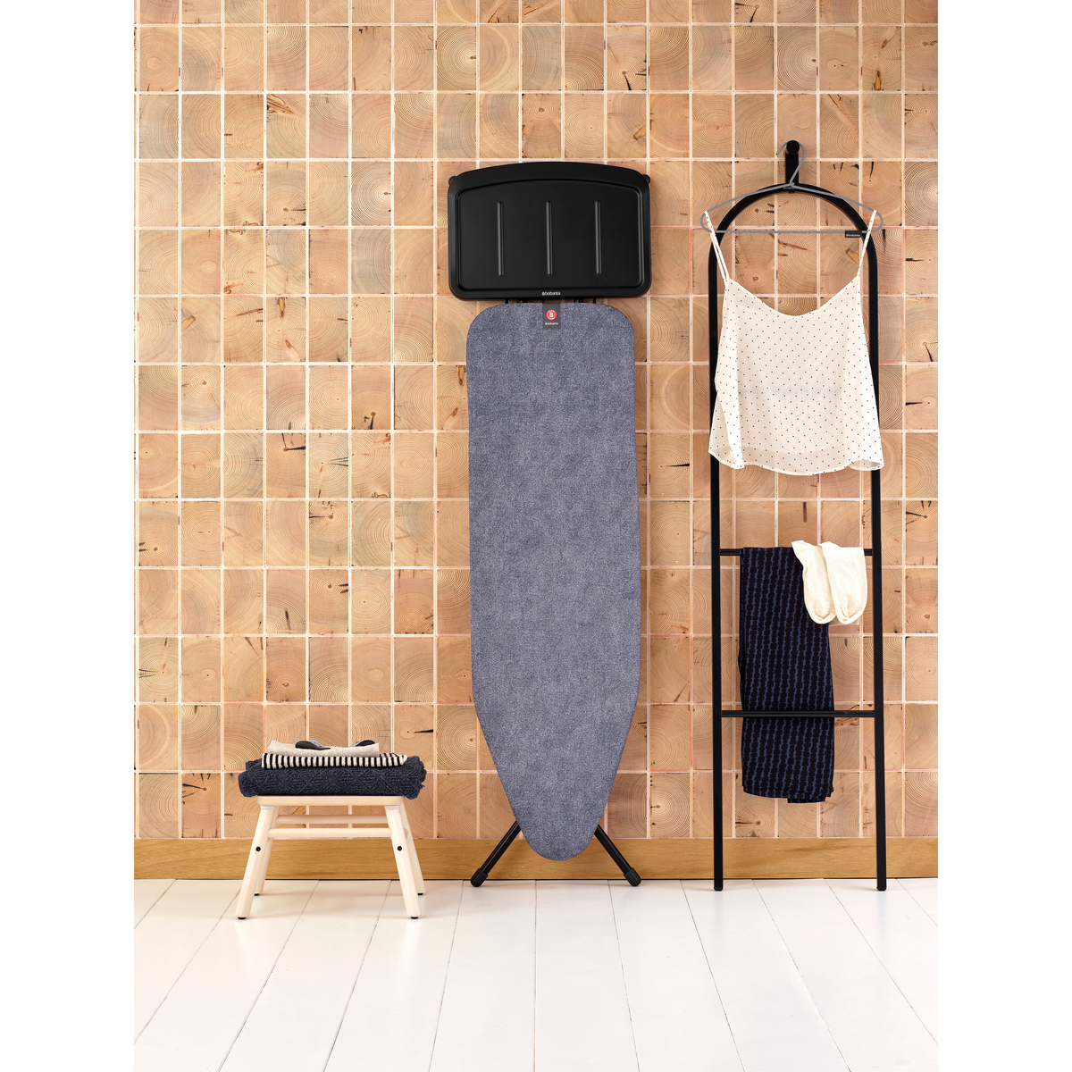 Brabantia Strijkplank B, 124x38 cm, solide stoomunithouder - Denim Blue