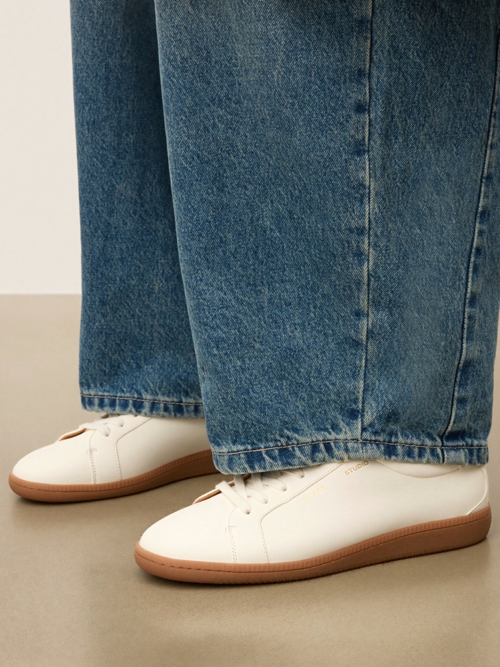 White sneakers with low upper