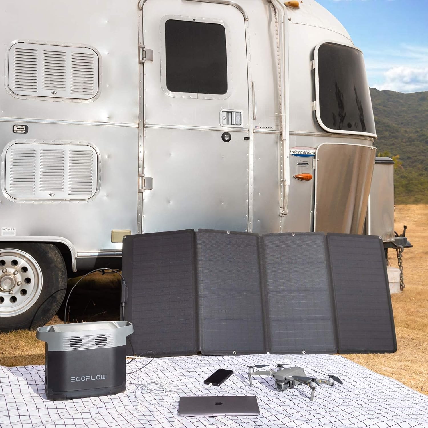 EF ECOFLOW 160 Watt Portable Solar Panel for Power Station  Foldable Solar Charger with Adjustable Kickstand  Waterproof IP68 for Outdoor Camping RV Off Grid System