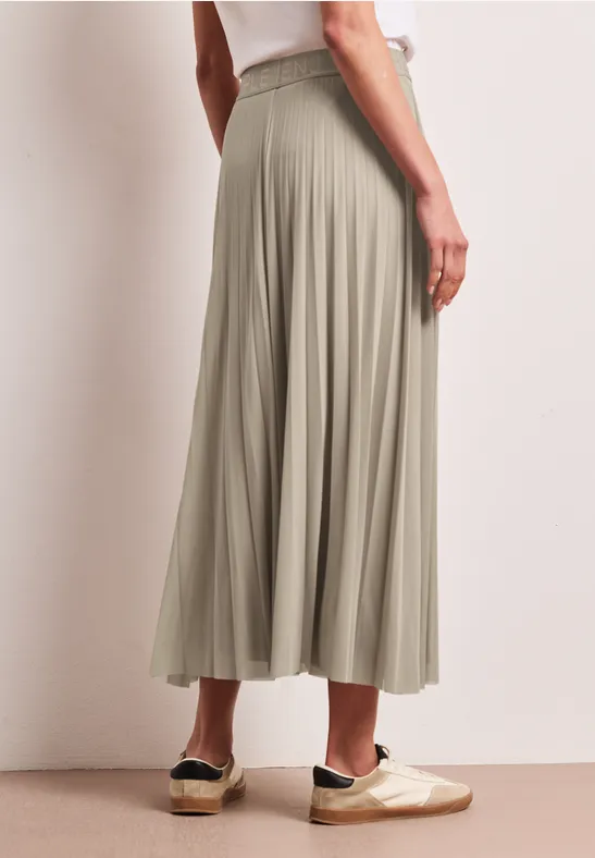 Midi-Rock aus Mesh in Plisséestruktur