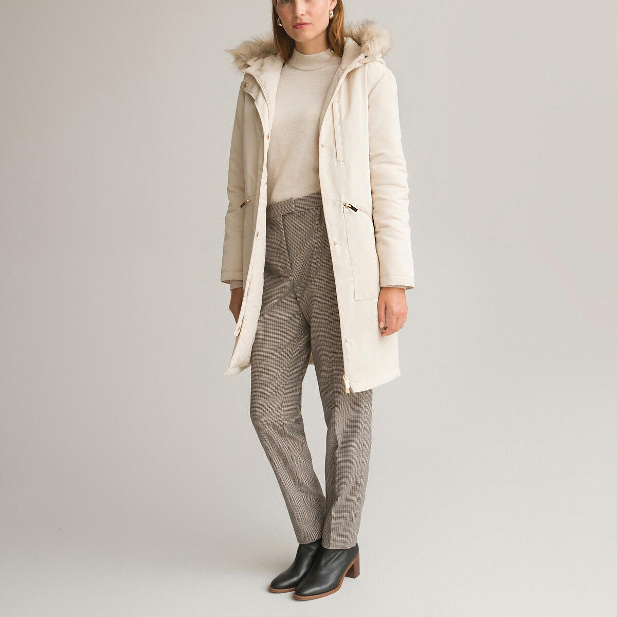 Parka mi-longue à capuche, plein hiver