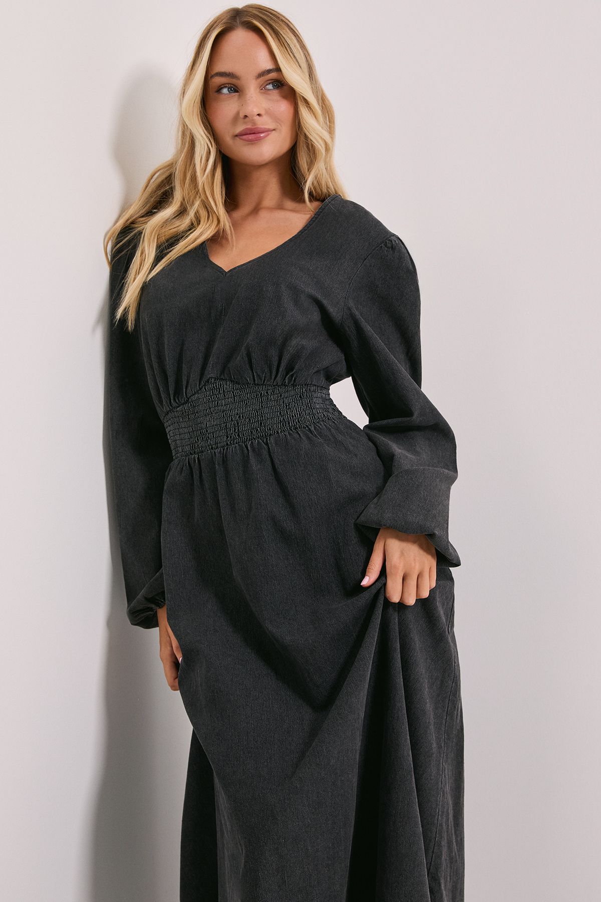 Dorothy Perkins Shirred Waist Long Sleeve Denim Midi Dress