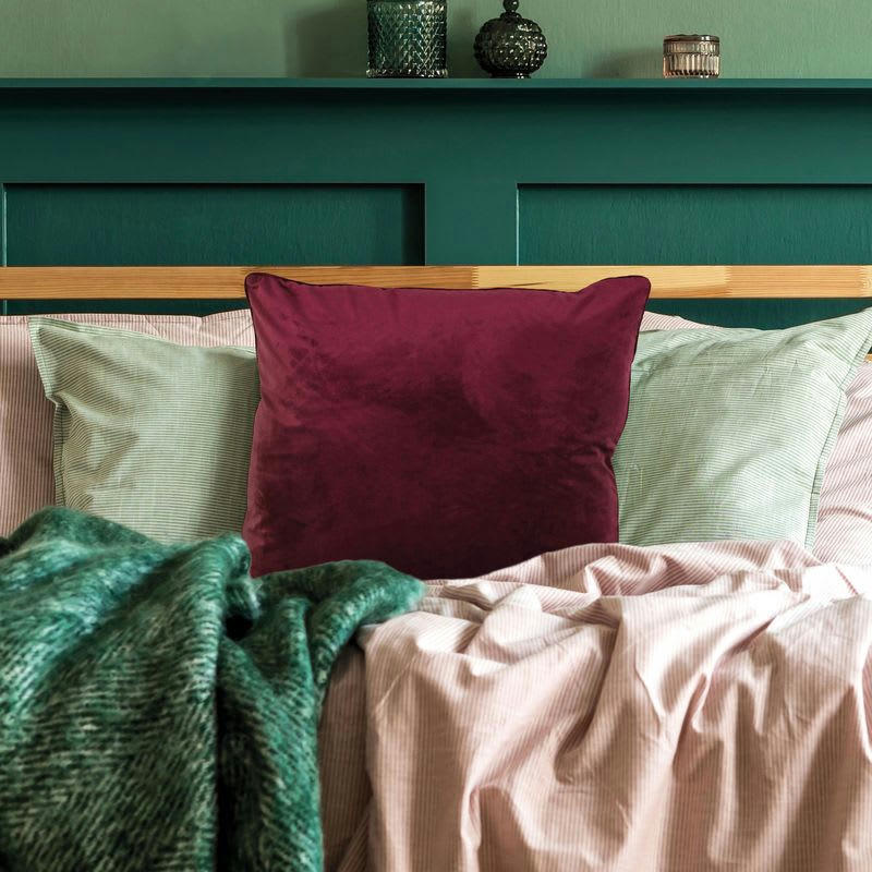 VELOURS - Coussin en velours rouge bourgogne 70x70