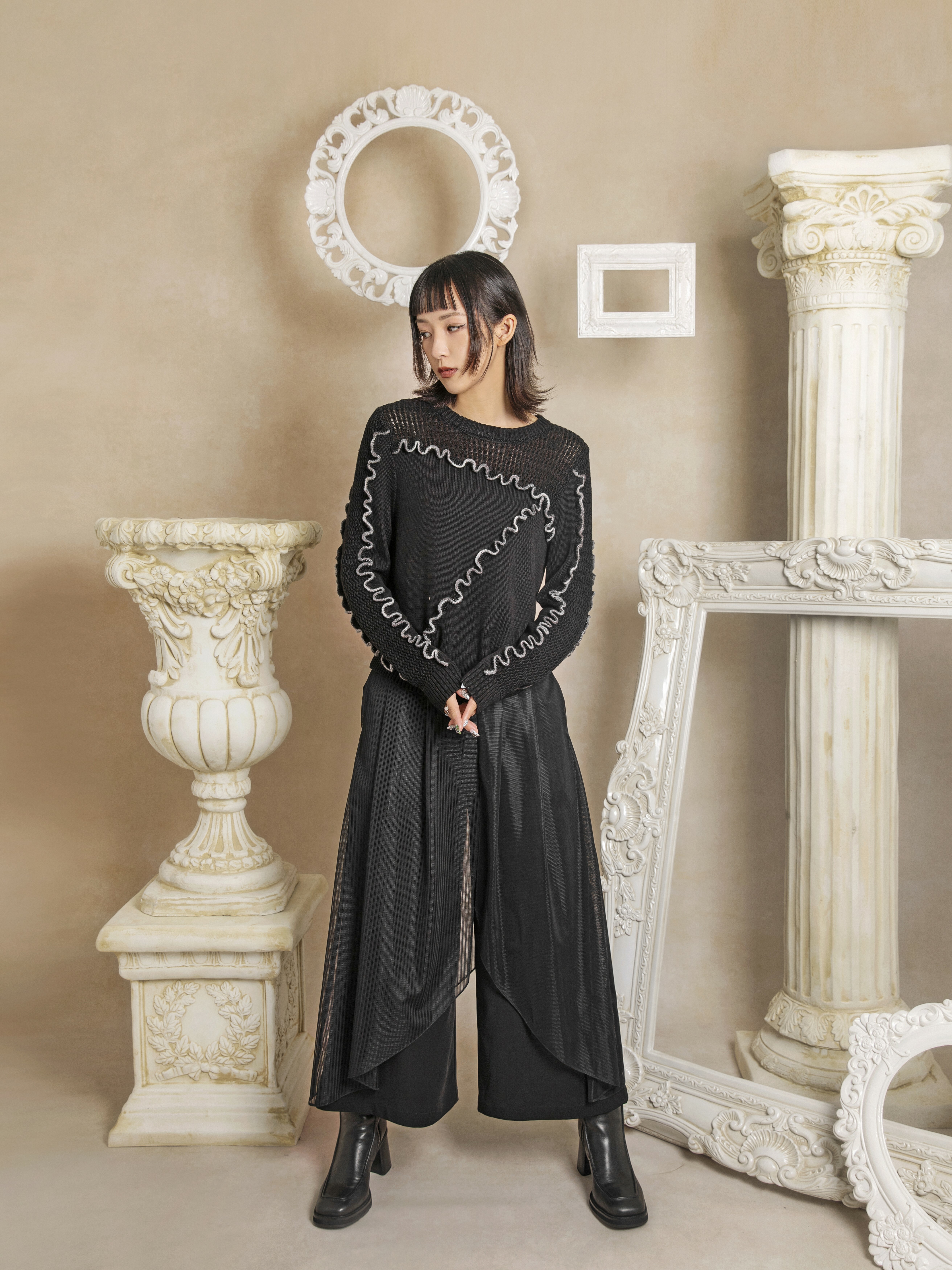 Contrast Babylock Sweater - 246E