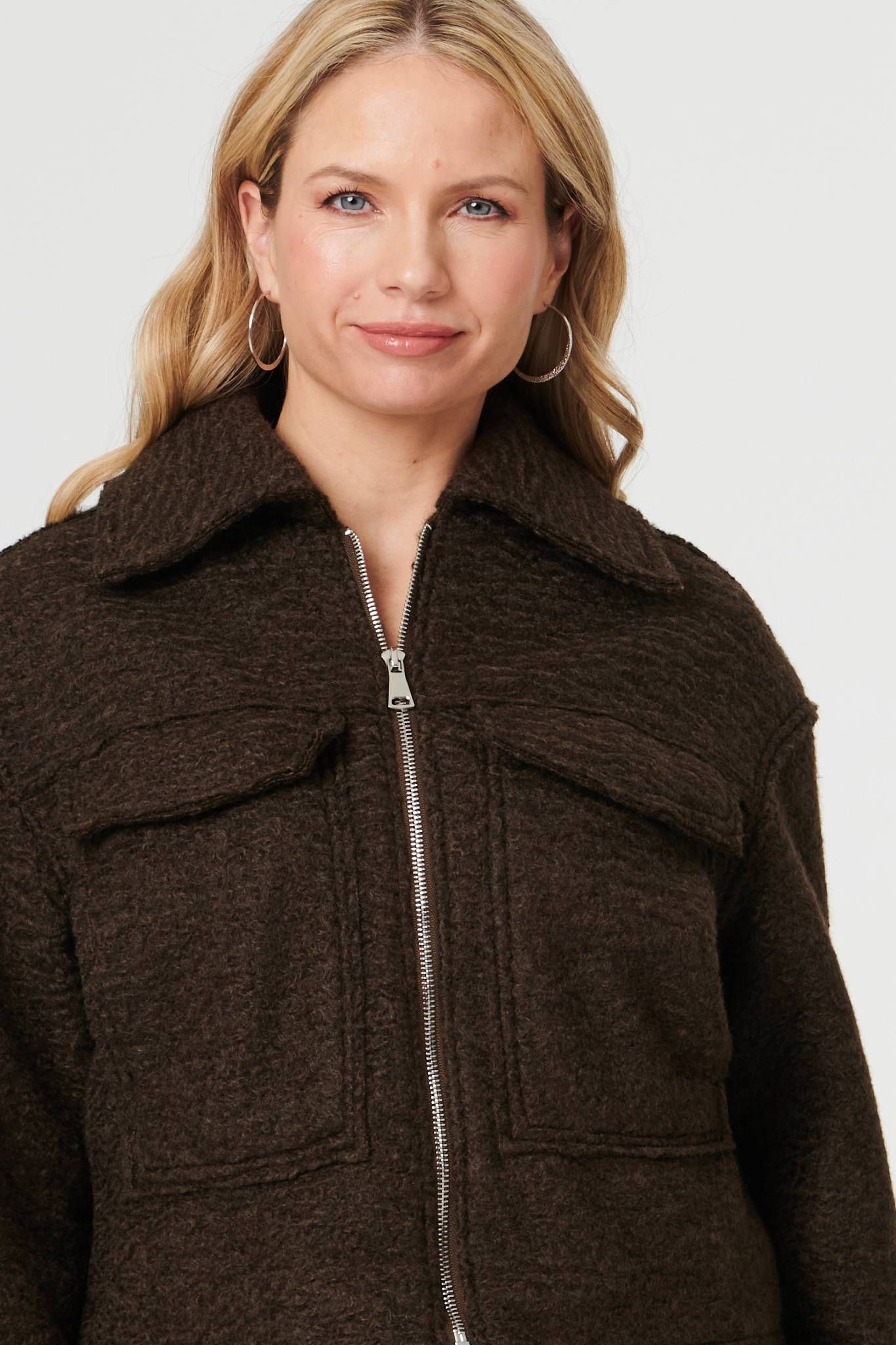 Izabel London Collared Pocket Front Cropped Jacket