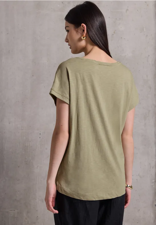 Basic V-Neck Shirt