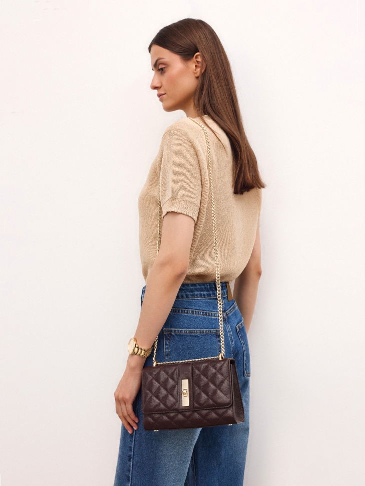 Quilted brown chain handbag