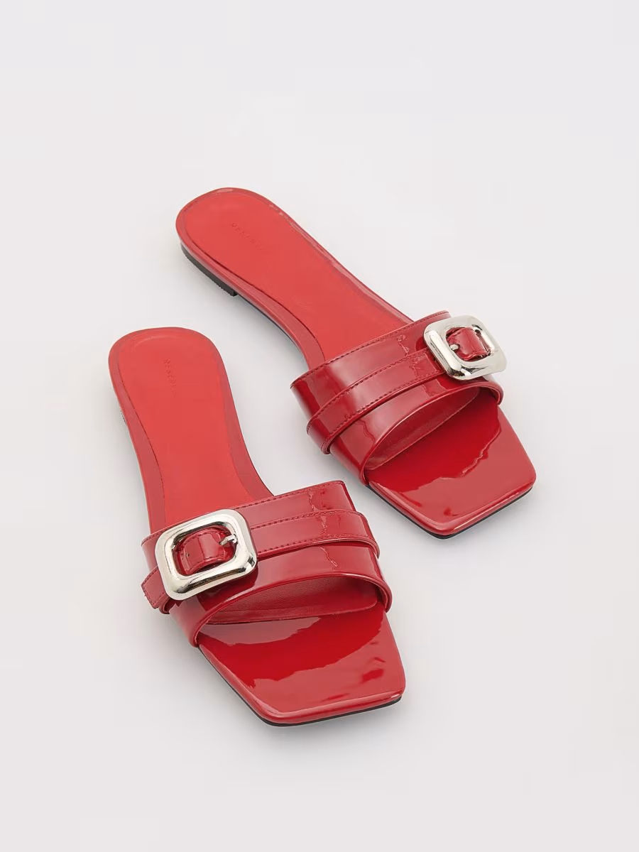 Sliders With Buckles
