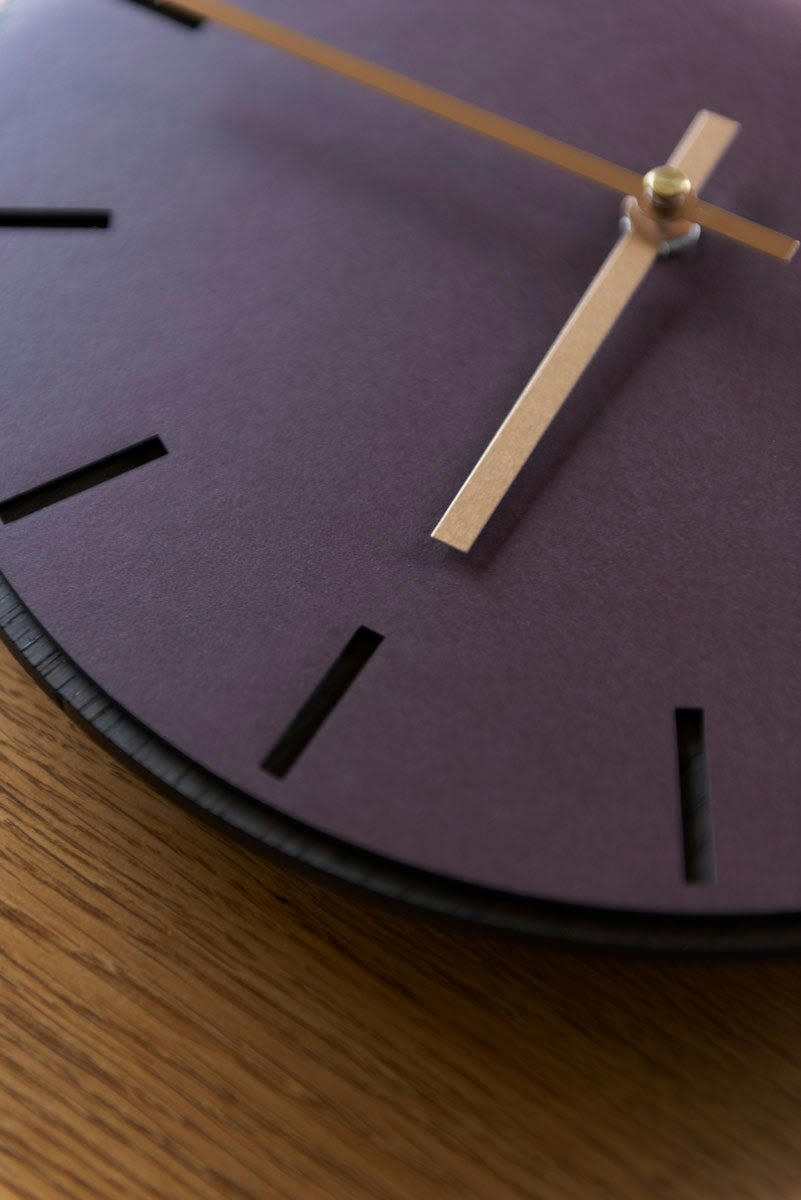 - Horloge murale en linoléum rouge D28cm