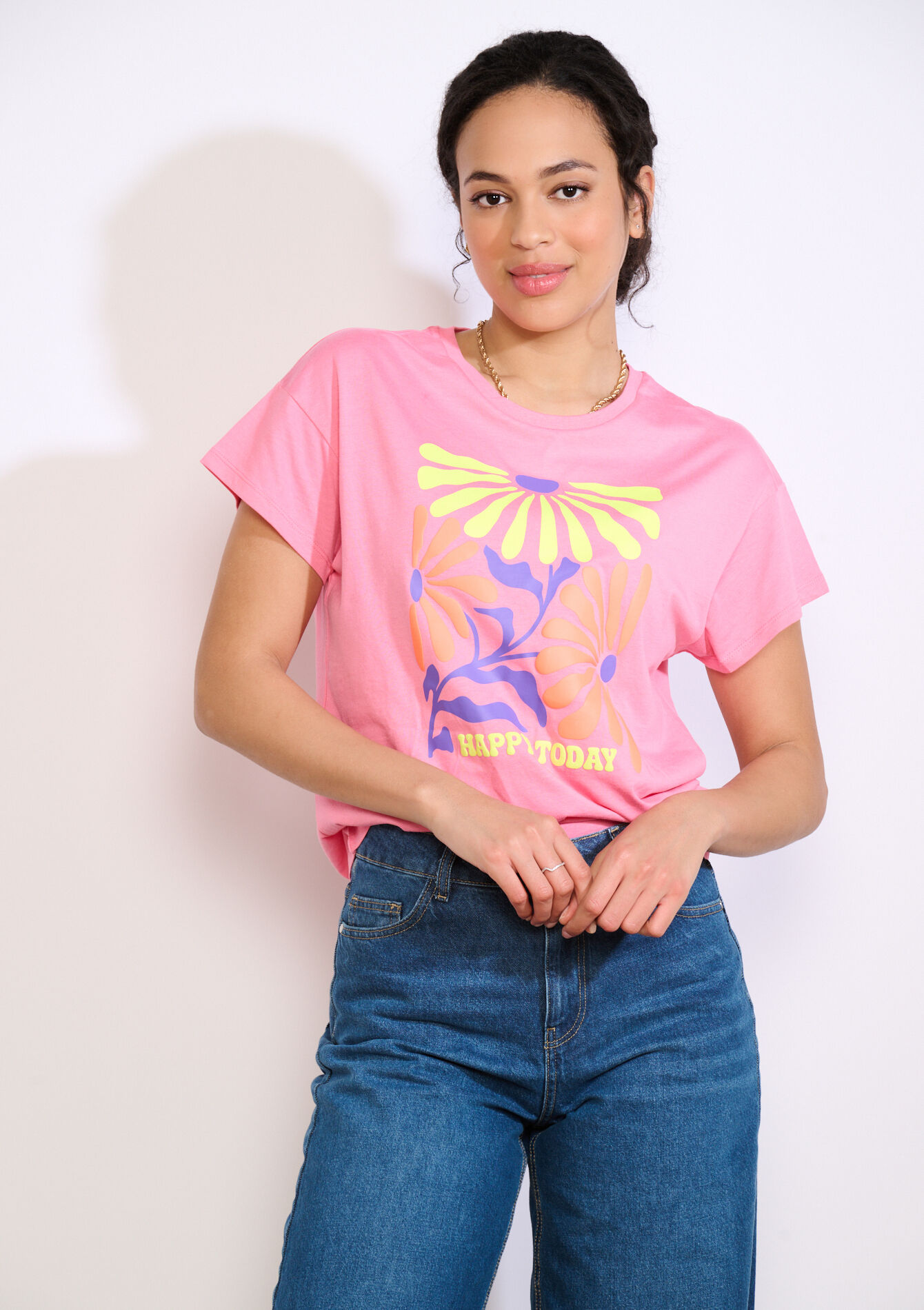 T-shirt met bloemen en tekst