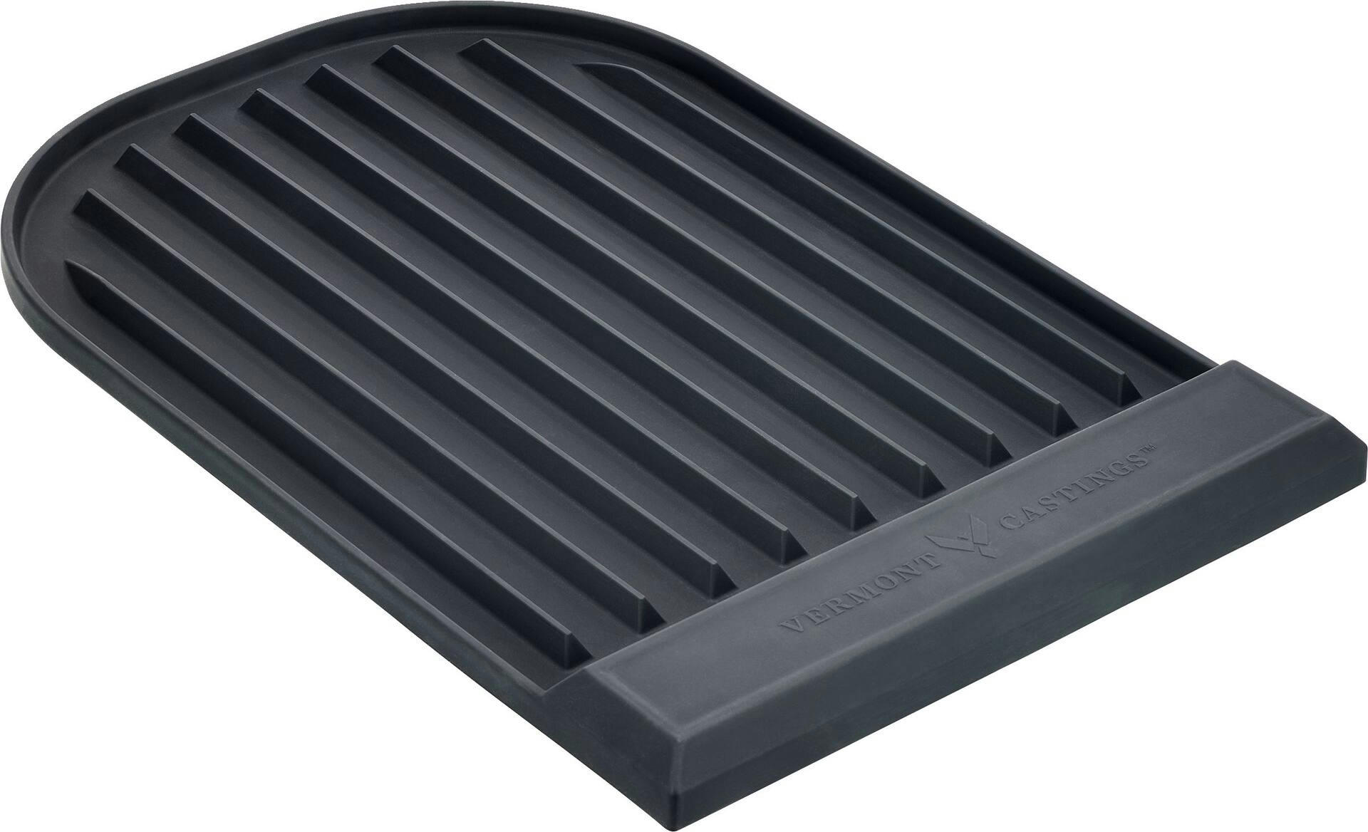 Vermont Castings Silicone BBQ Side Shelf Mat, 15x10-in, Black
