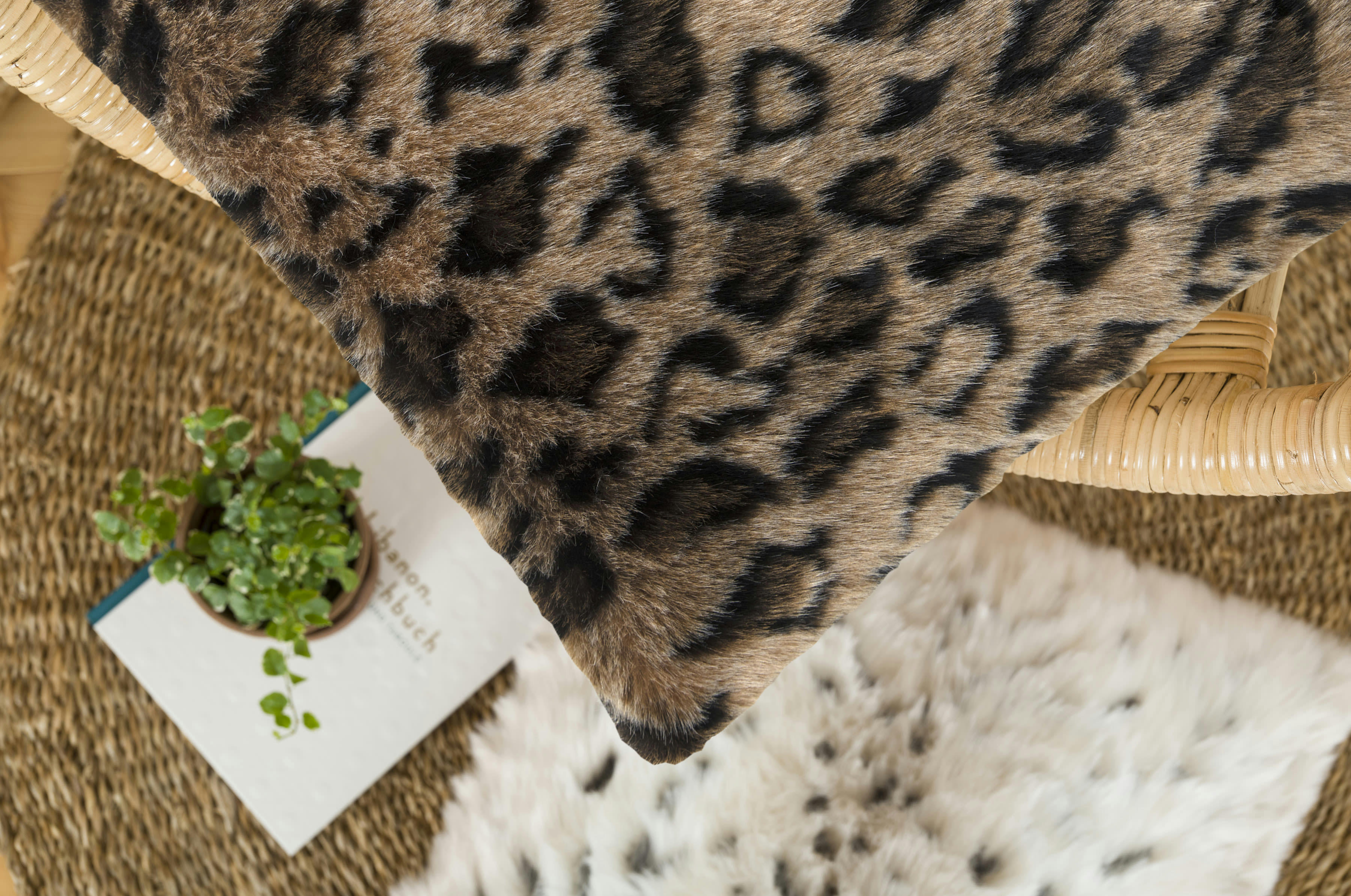 SKINS - Housse de coussin fausse fourrure leopard 40x40