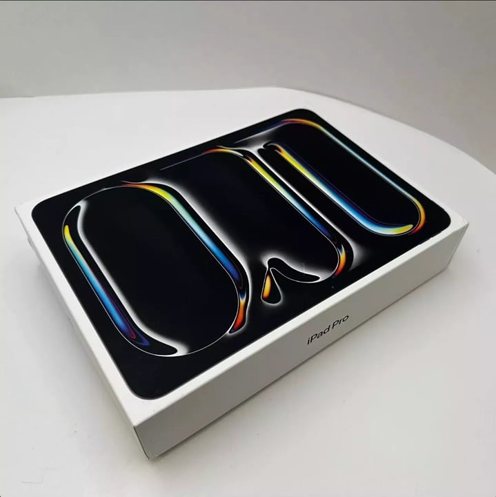 Brand New 2024 11-inch Apple iPad Pro M4 (Space Black/Wi-Fi/256GB)