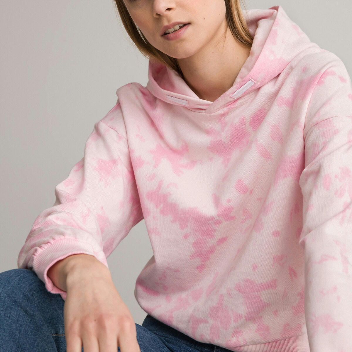 Sweat cropped à capuche, imprimé tie and dye