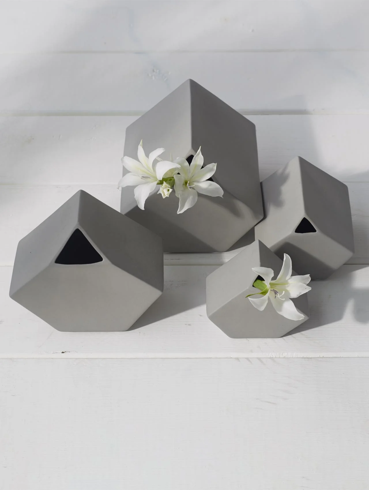 vase eckig, cement