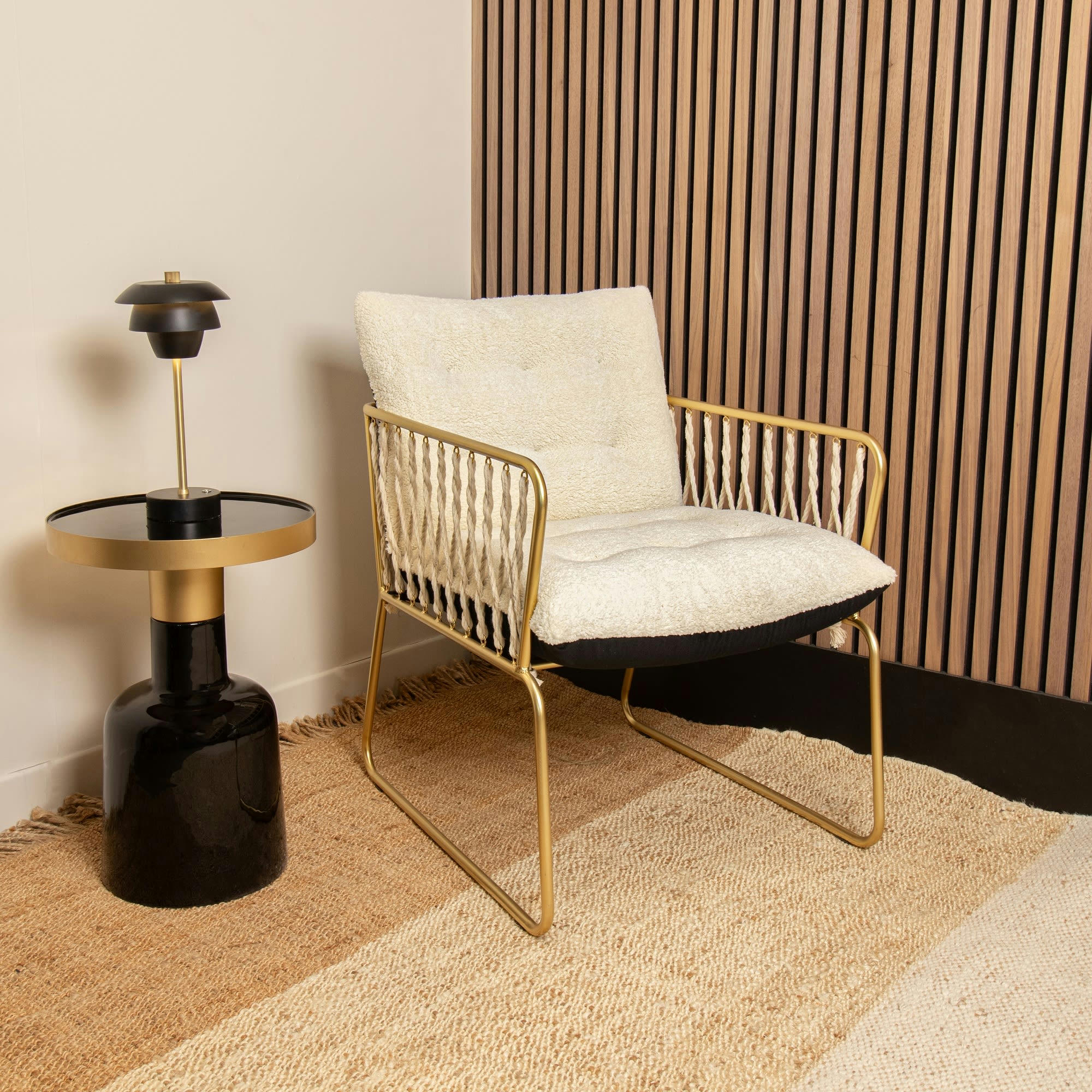 MUNIO - Fauteuil en bouclette blanche et velours noir