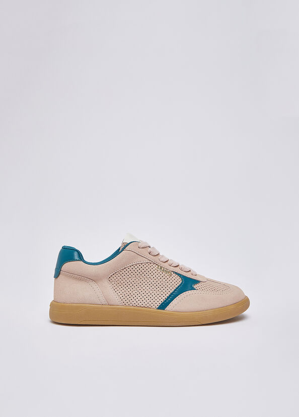 Sneakers in suede traforata