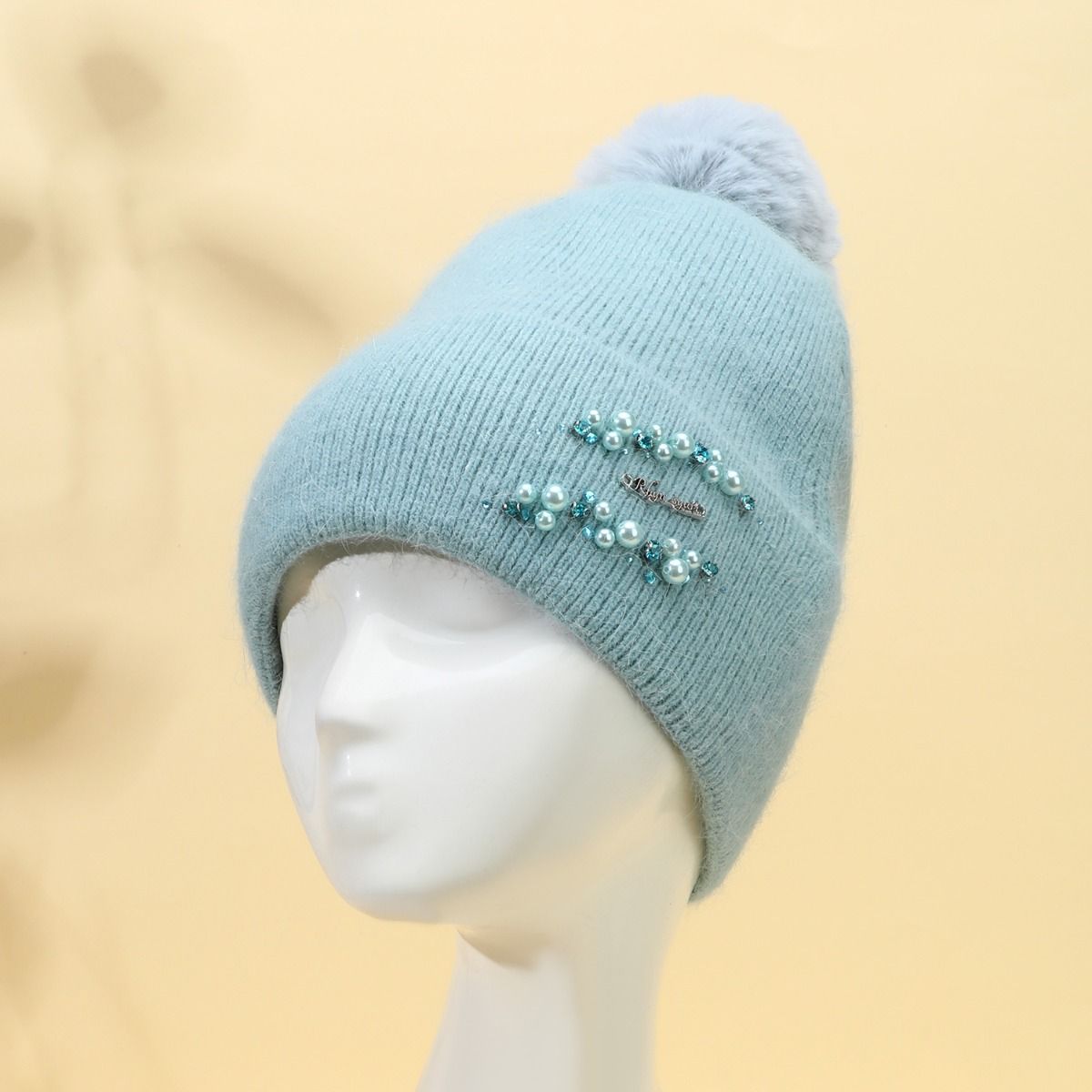 PEACH ACCESSORIES Chic Crystals and Pearls Pompom Hat