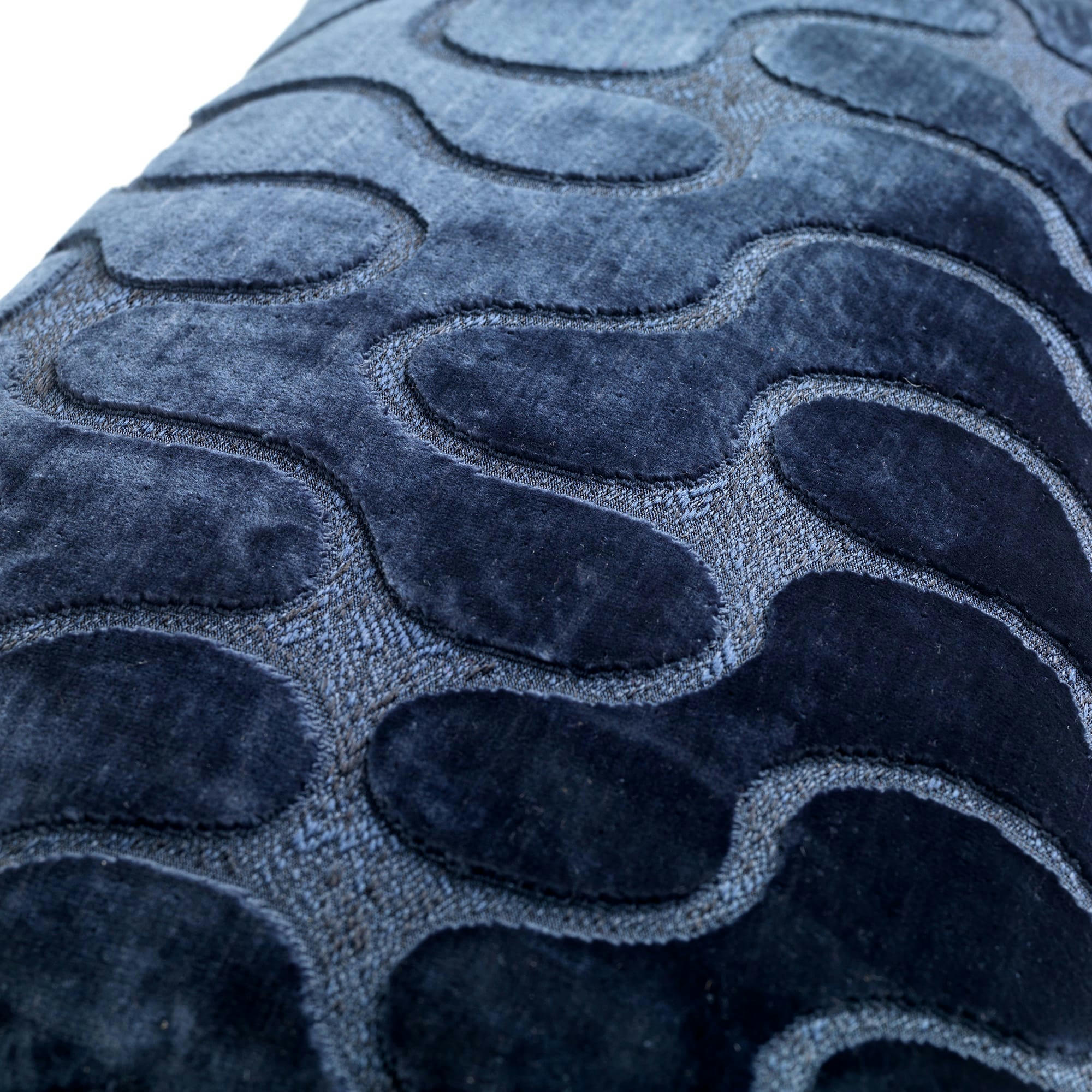 - Coussin bleu en velours 30x50 cm avec motif